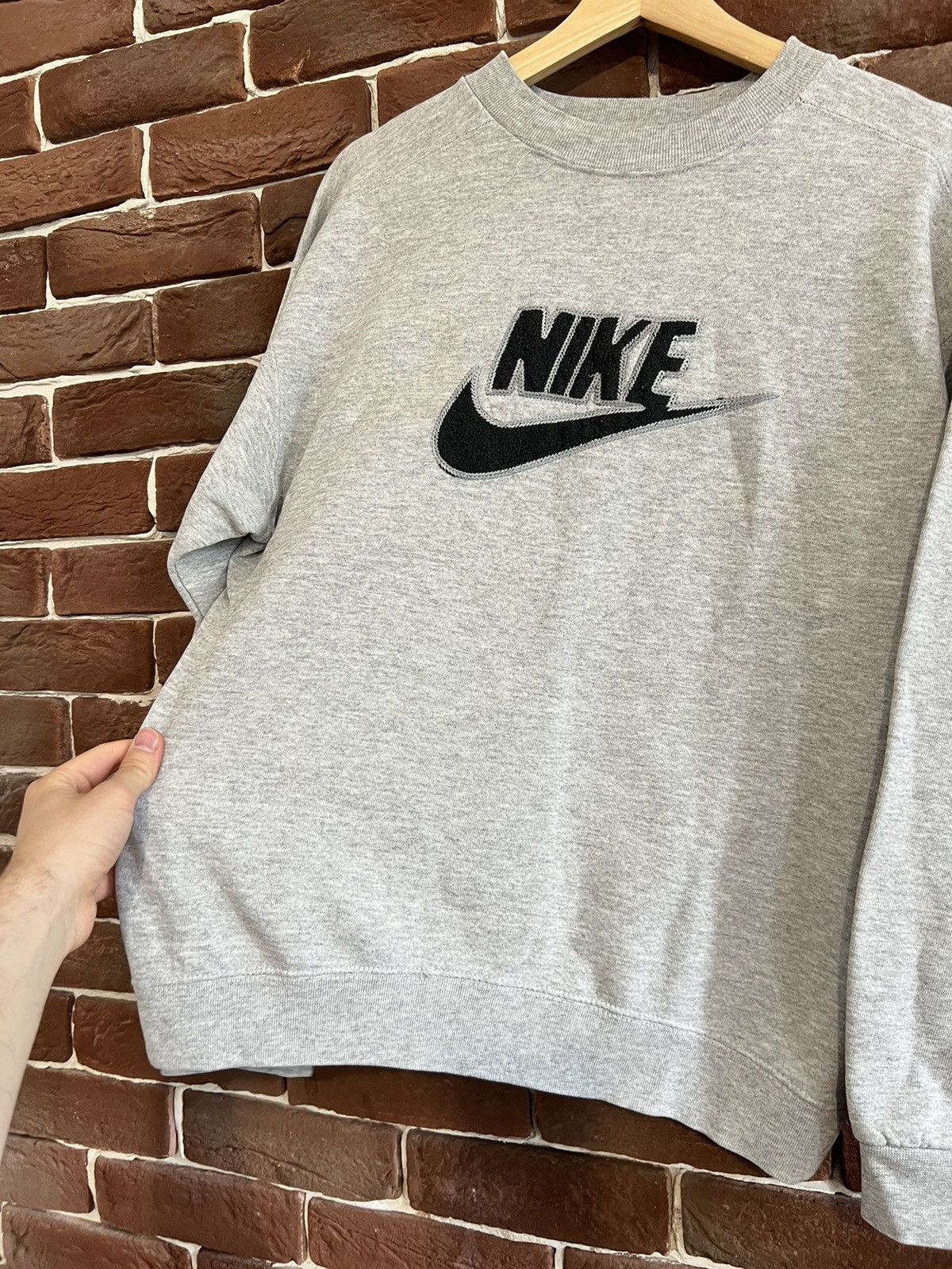 Nike Vintage 90s Nike Big Swoosh Logo Black Tag Sweatshirt S Grey Size US S / EU 44-46 / 1 - 2 Thumbnail