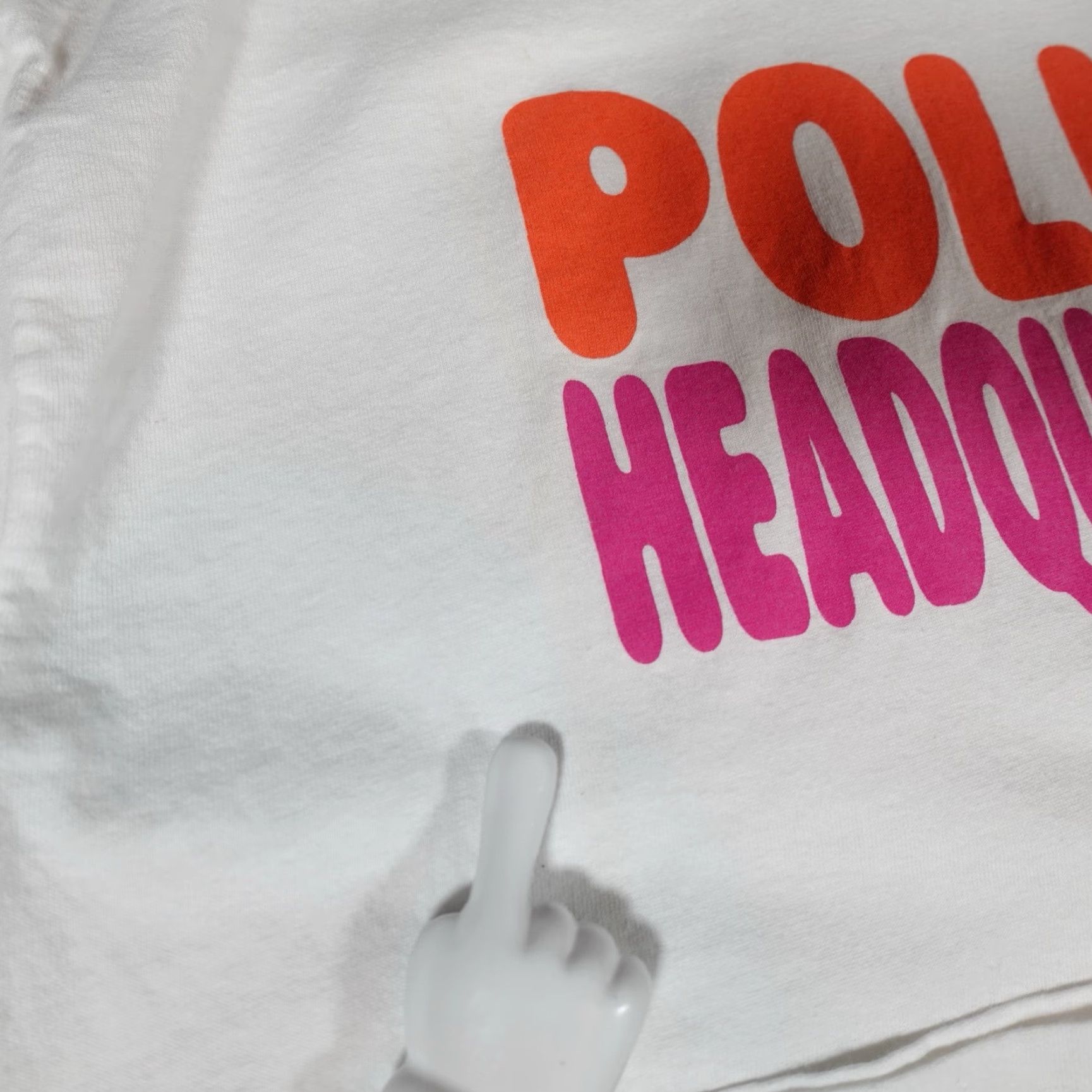 Vintage VINTAGE Police Headquarters Dunkin Donuts Parody T Shirt Mens XL (Fits L) Y2K Graphic Print White 2000s Mens XL Size US L / EU 52-54 / 3 - 4 Thumbnail