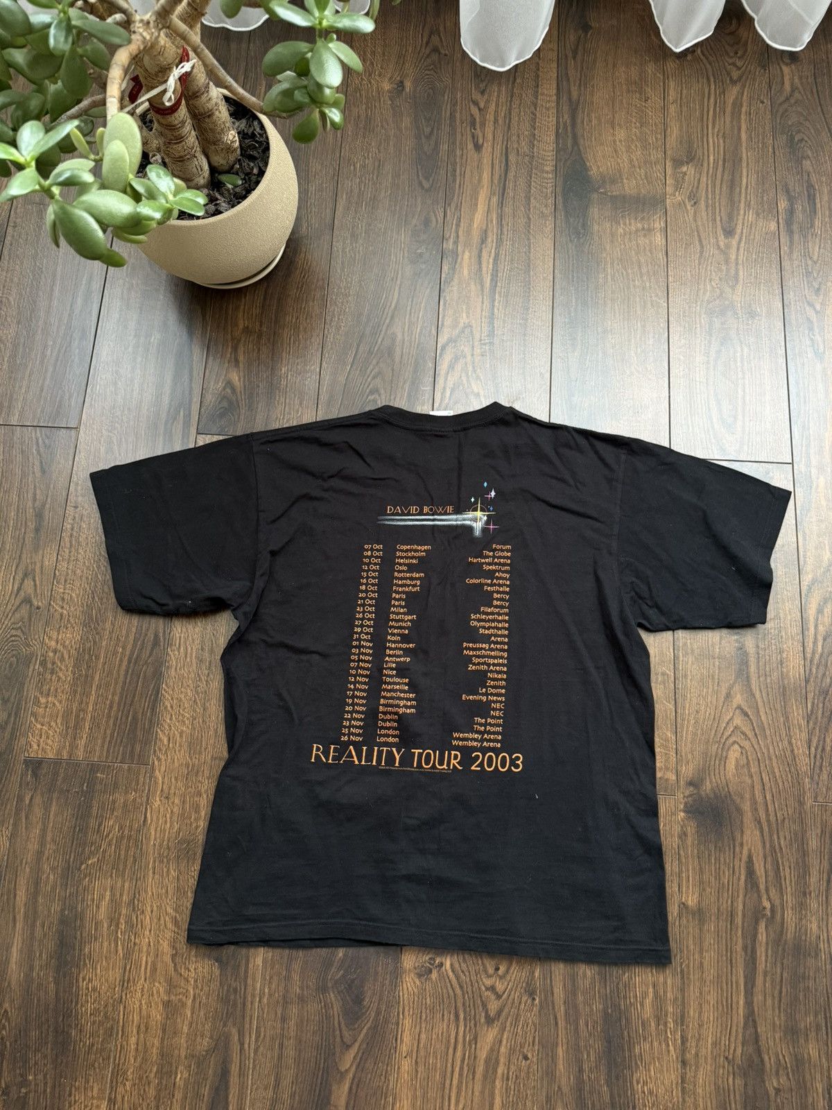 Band Tees 2003 Vintage David Bowie T Shirt Vintage Band Tees Size US M / EU 48-50 / 2 - 5 Thumbnail