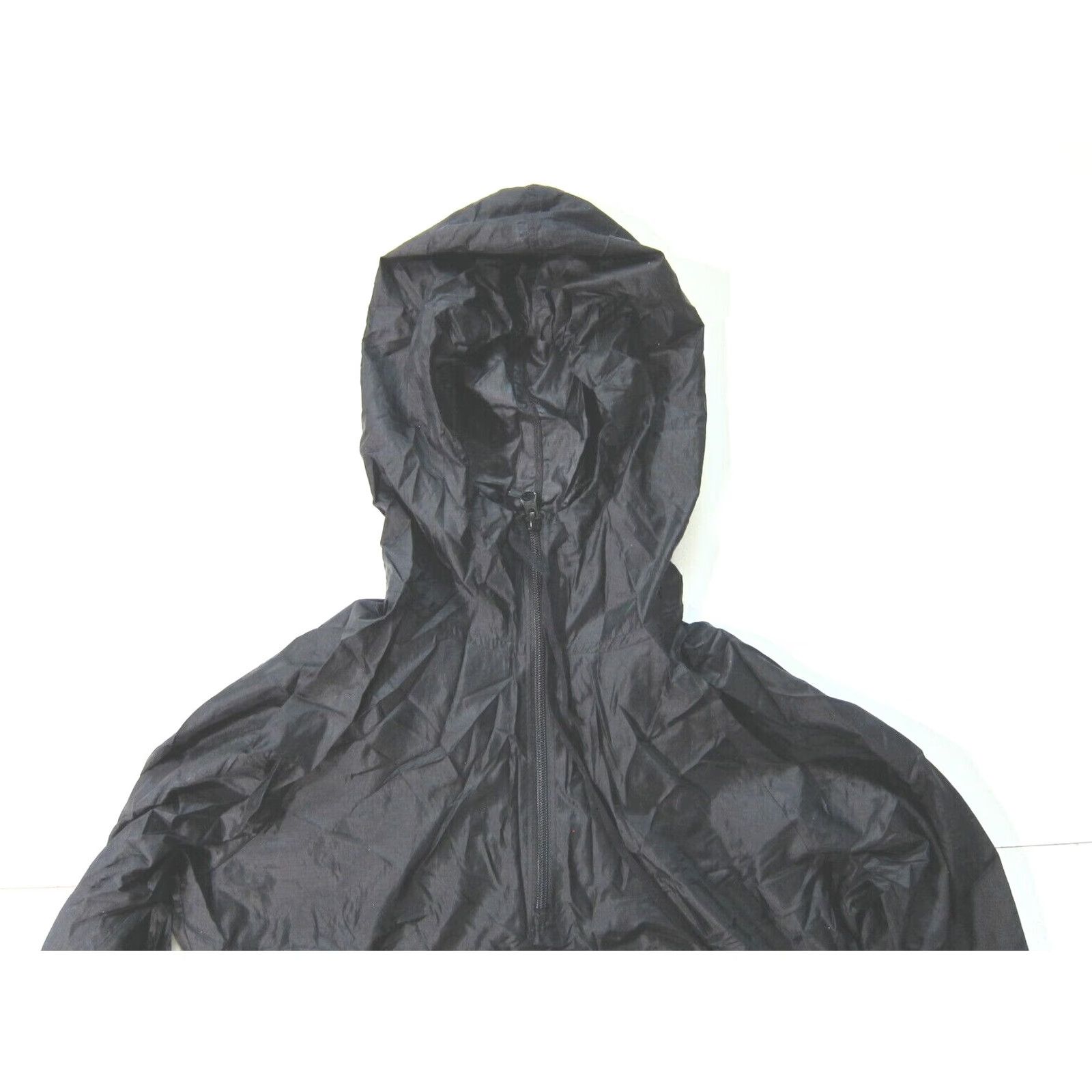 Reebok Reebok Black Lightweight 1/2 Zip Front Pocket Hooded Windbreaker Jacket Women M Size M / US 6-8 / IT 42-44 - 7 Thumbnail