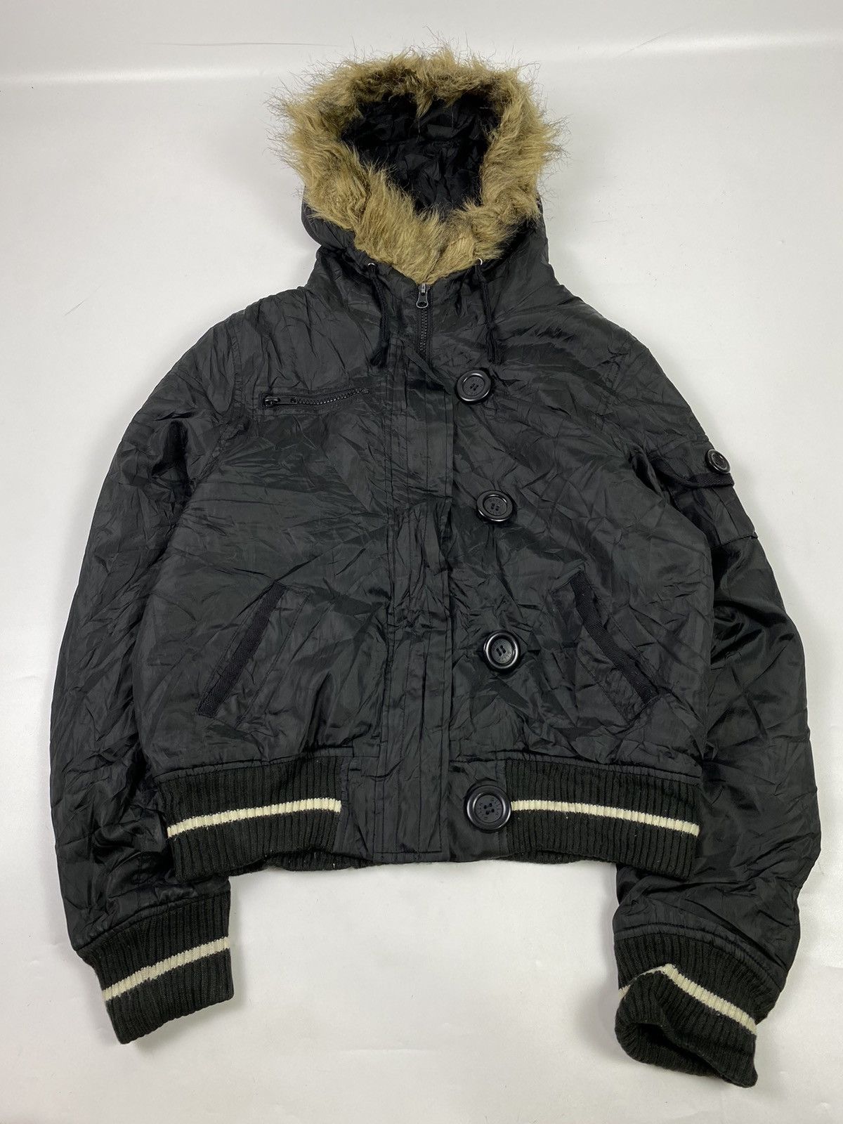 ジャケット・アウター Vkei Black fur jacket Vkei Black fur jacket