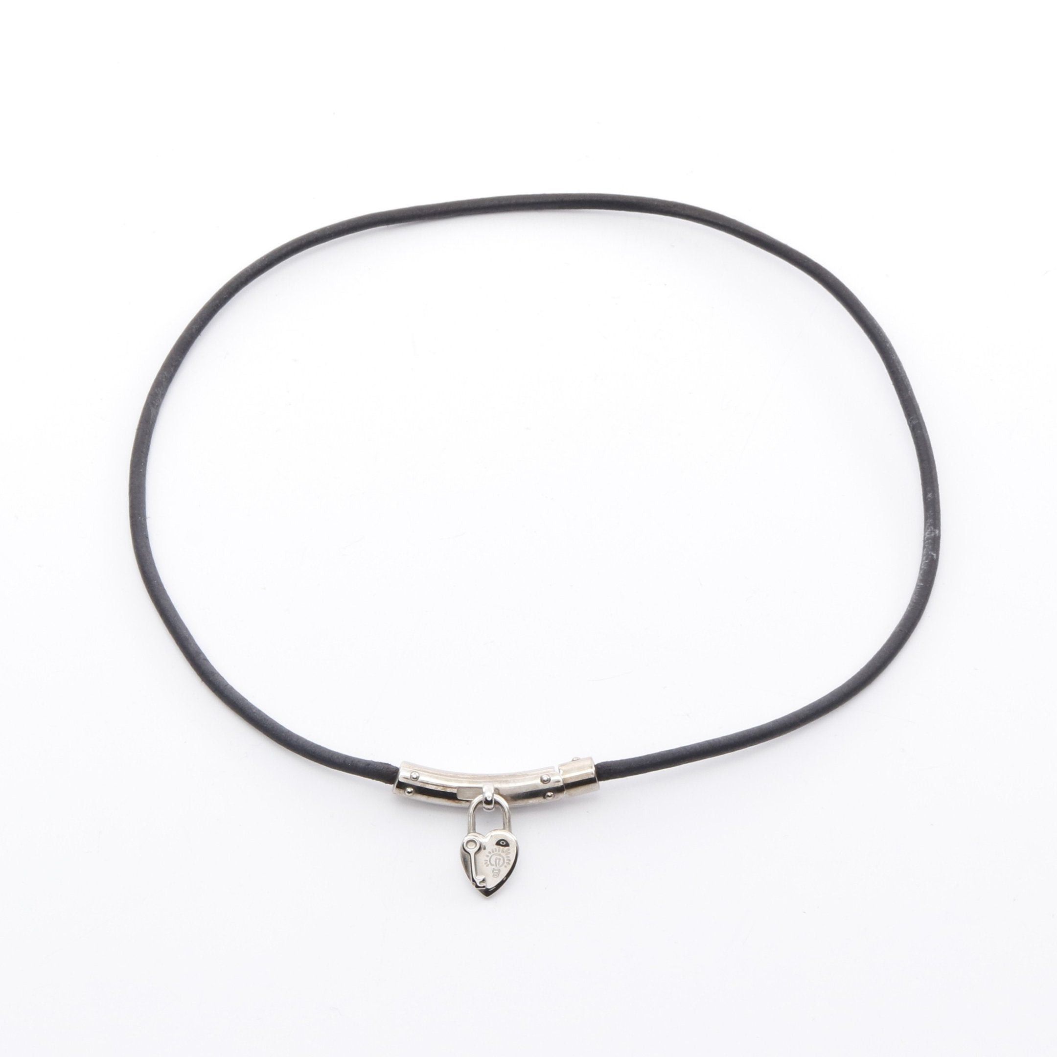 Hermes Hermes Viviride Fantasy Heart Padlock Choker Necklace Leather Silver Black Size ONE SIZE - 1 Thumbnail