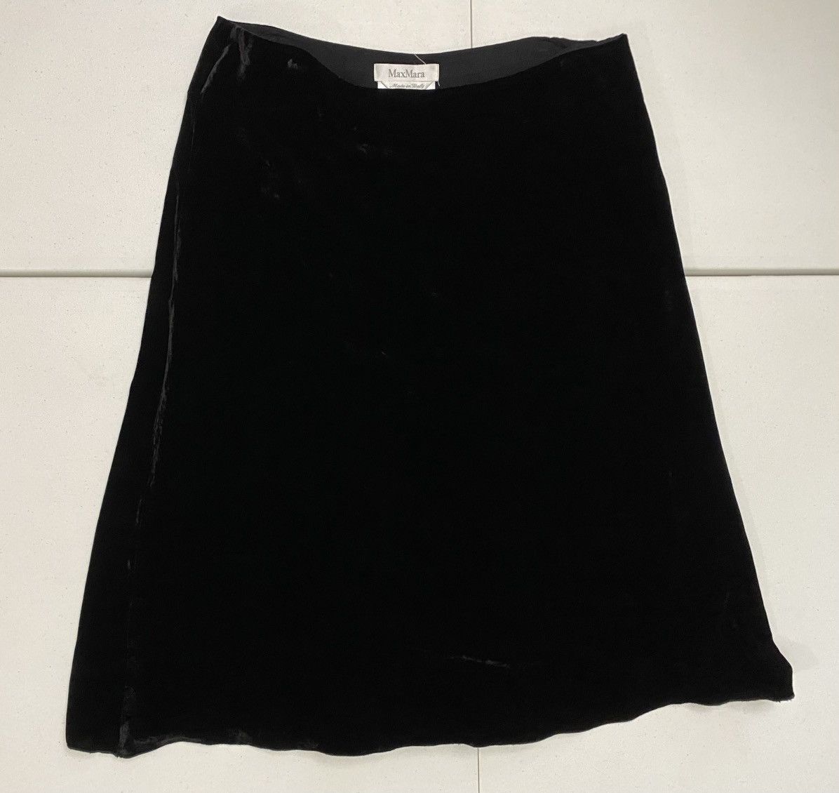 Max Mara Max Mara Black Velvet Silk Blend A-Line Skirt 16 US VGC Size 38" / US 16 / IT 52 - 7 Thumbnail