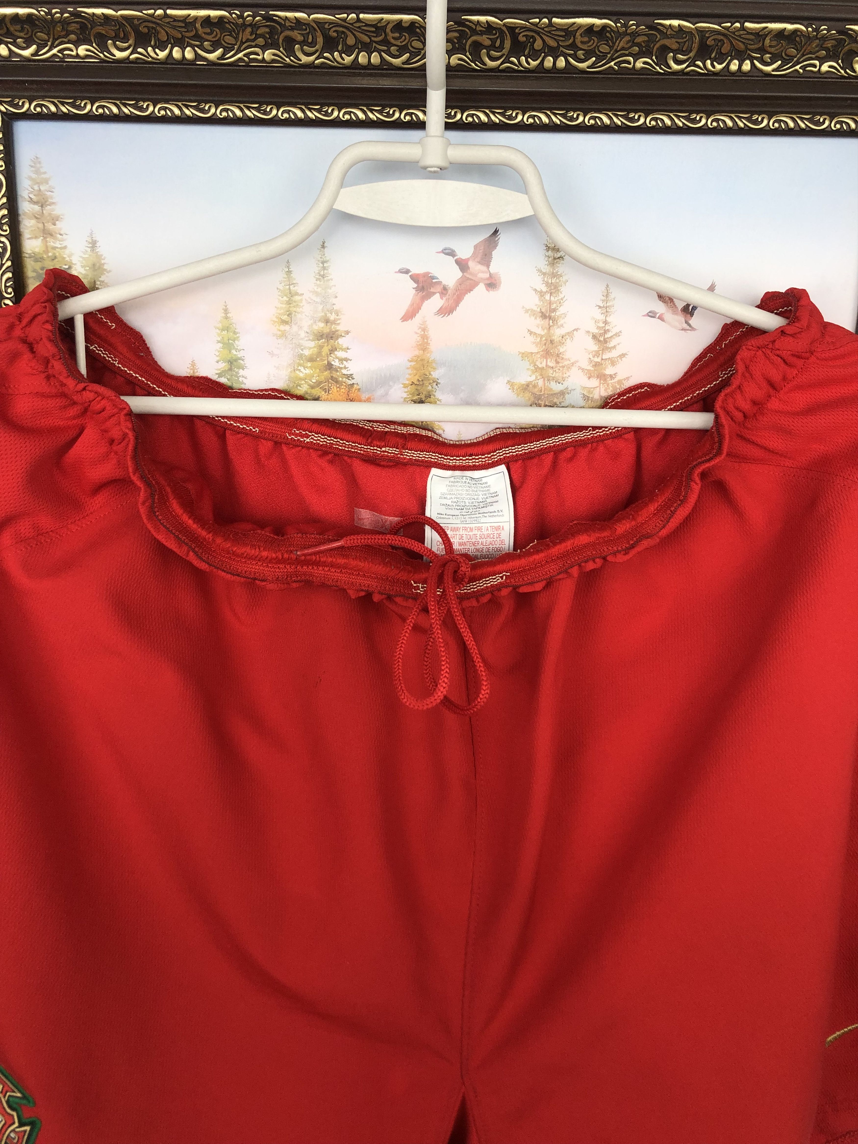 Nike Vintage Nike Portugal Football Shorts Red Soccer Size XL Size US 36 / EU 52 - 4 Thumbnail