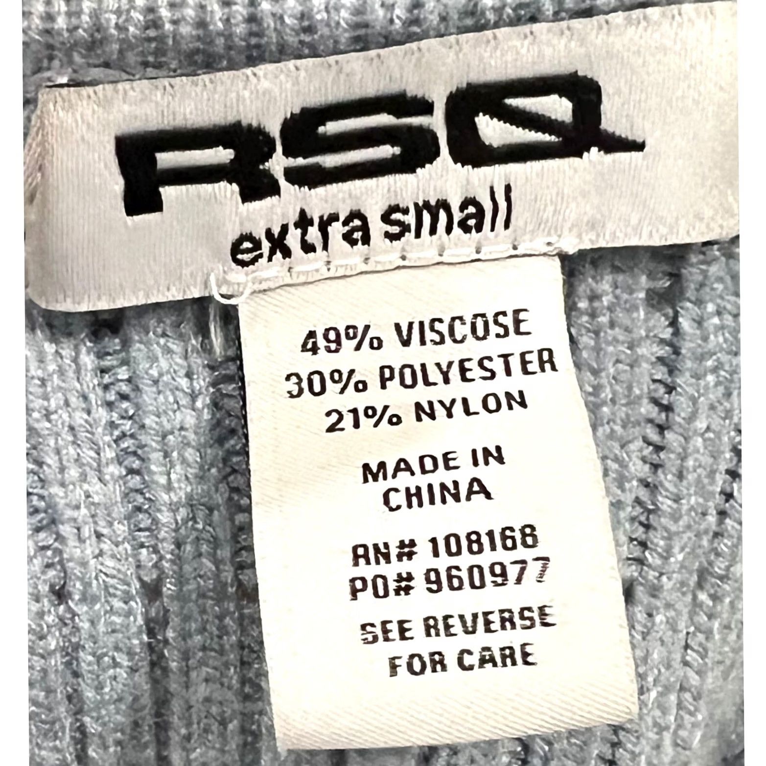 Rsq RSQ Ribbed Knit Cropped Top Sweater Blue Button Front Scoop Neck XS Womens Cropped Knit Top Blouse Size XS / US 0-2 / IT 36-38 - 6 Thumbnail