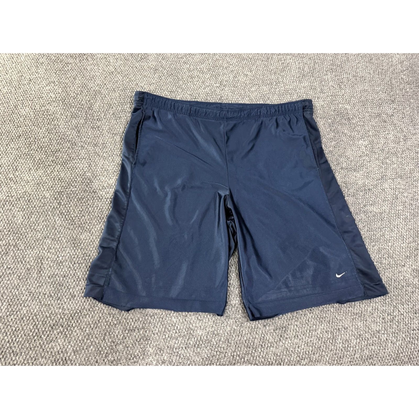 Nike Nike Shorts Mens XL Blue Solid Athletic Elastic Waist Pockets Lightweight Gym Size US 36 / EU 52 - 2 Thumbnail