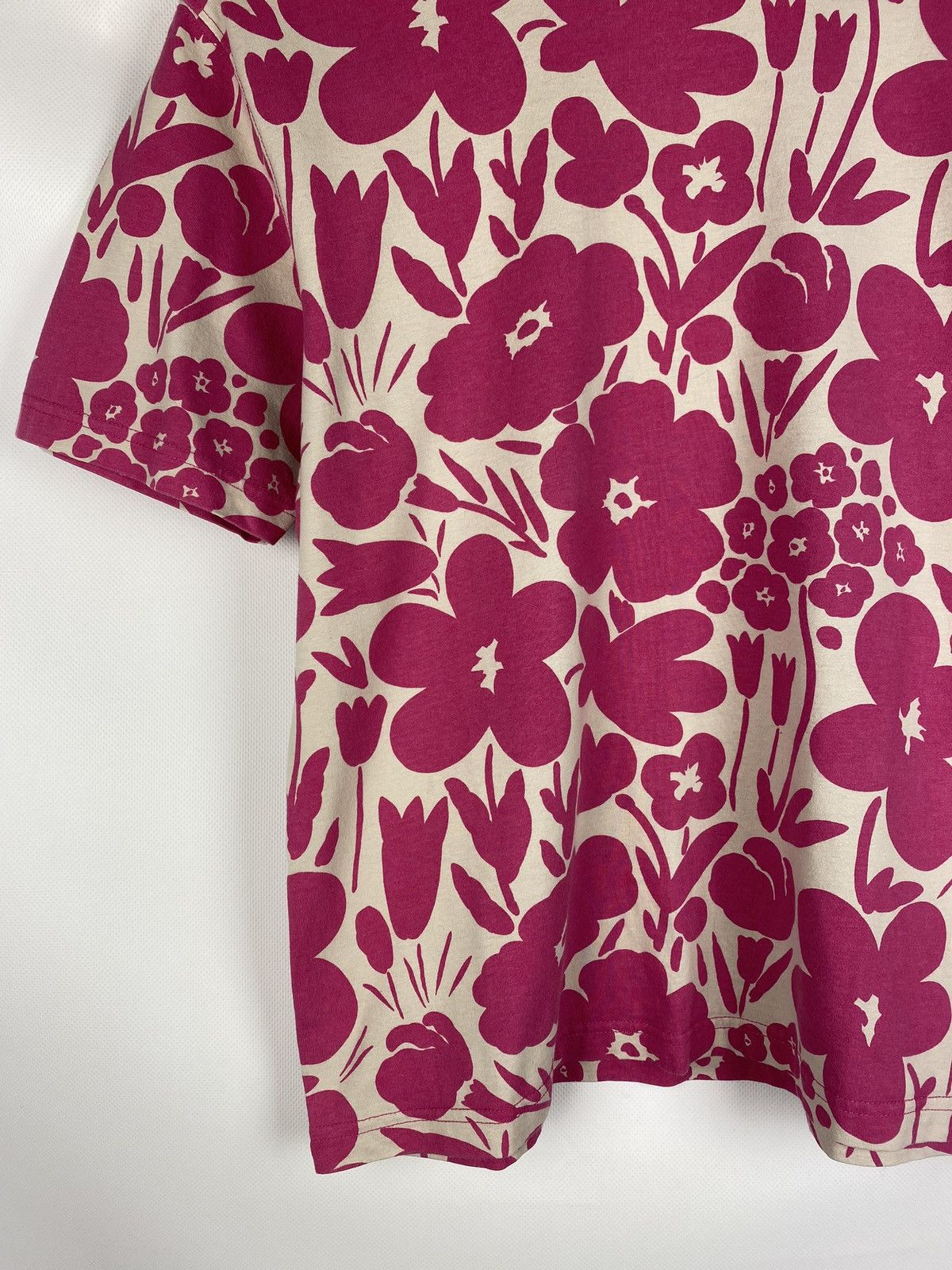 Uniqlo Marimekko Uniqlo ladies floral pattern t shirt size S Size S / US 4 / IT 40 - 7 Thumbnail