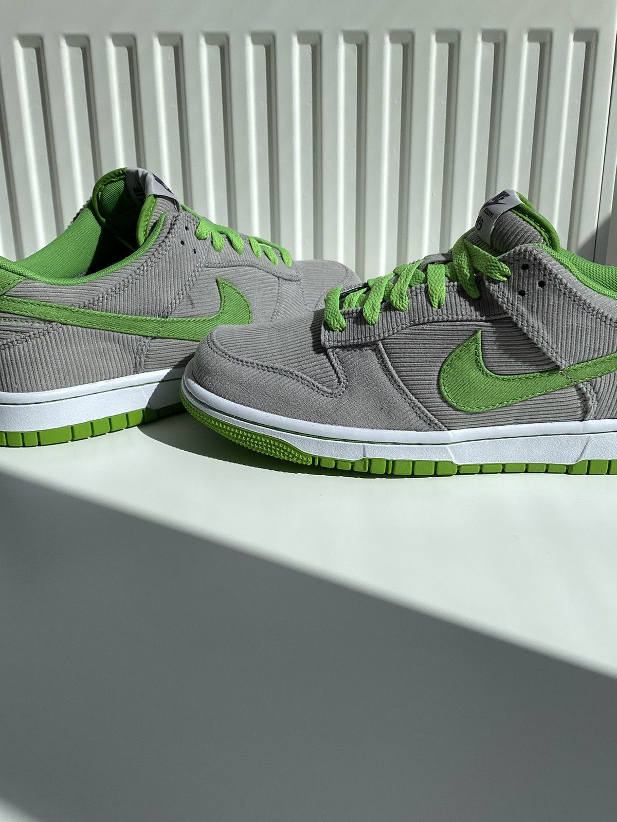 Nike !DS 2011 Nike Dunk Low Corduroy ID 1/1 Size US 7.5 / EU 40-41 - 8 Thumbnail