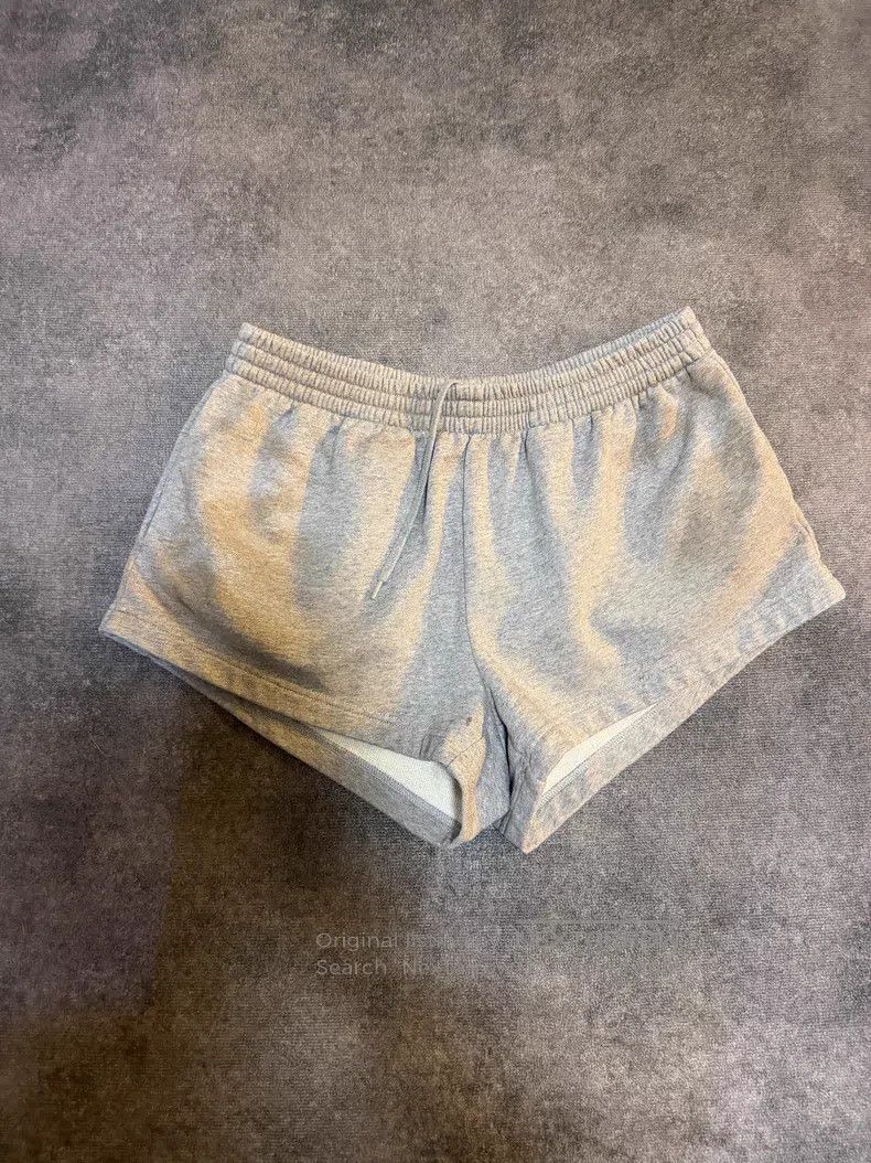 Balenciaga Balenciaga size S Distressed Stained Short Pants Size US 27 - 1 Thumbnail