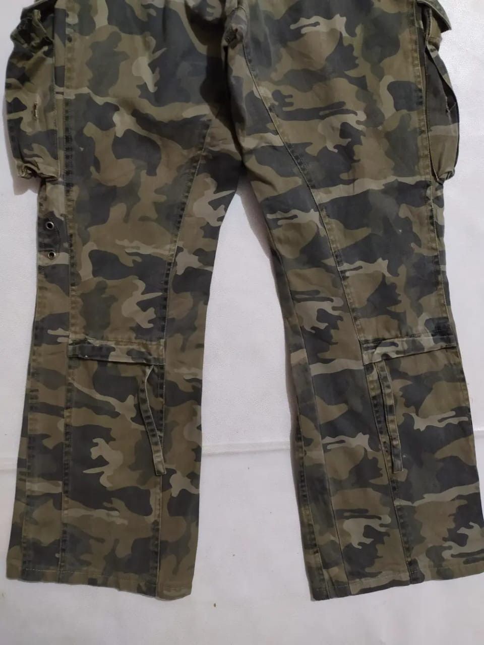 Japanese Brand Daily News Cargo Multipocket Camo Flared Pants Size US 29 - 6 Thumbnail