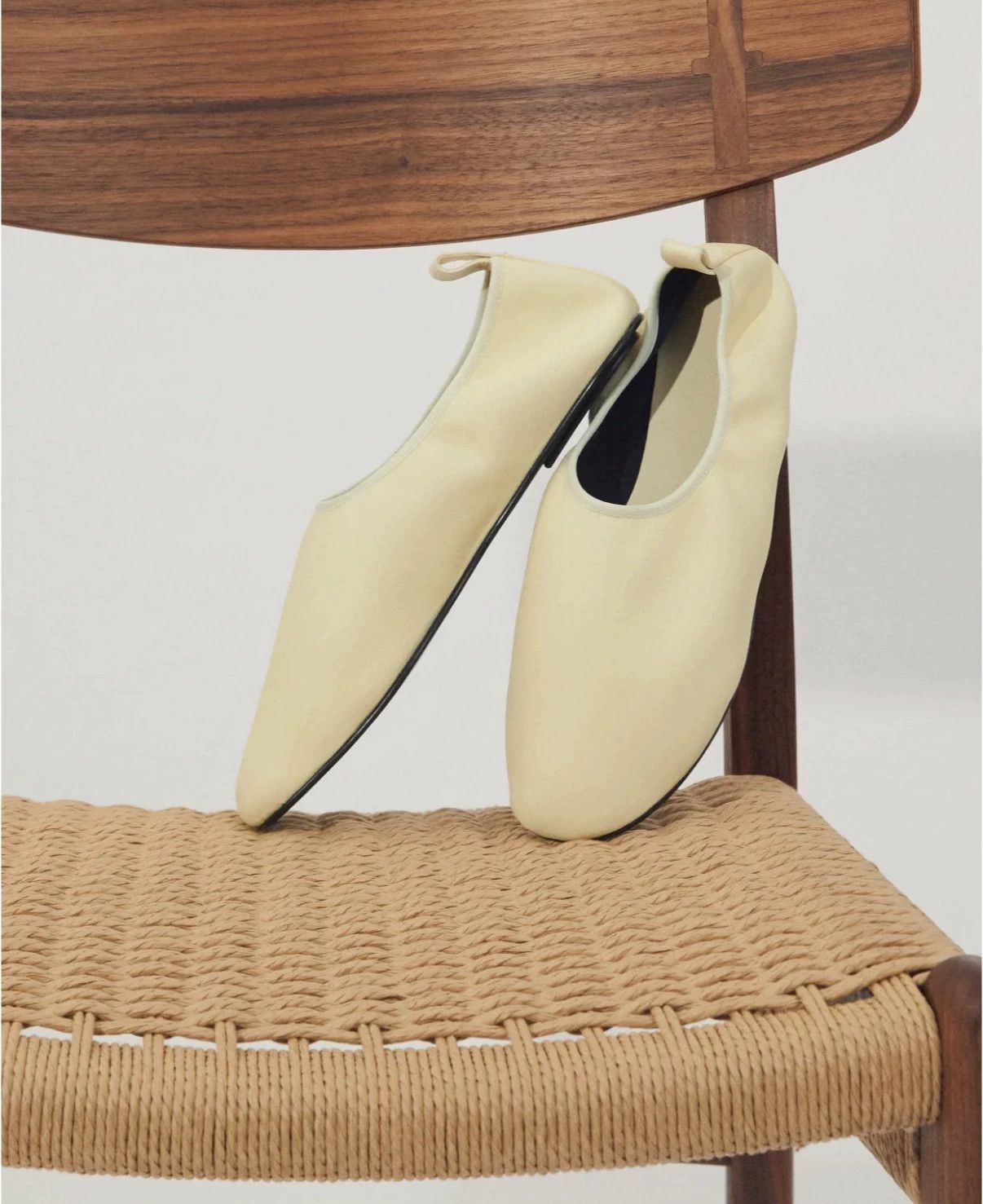 The Row The Row ozzy nappa loafer chicken yellow 38 Size US 7.5 / IT 37.5 - 2 Thumbnail