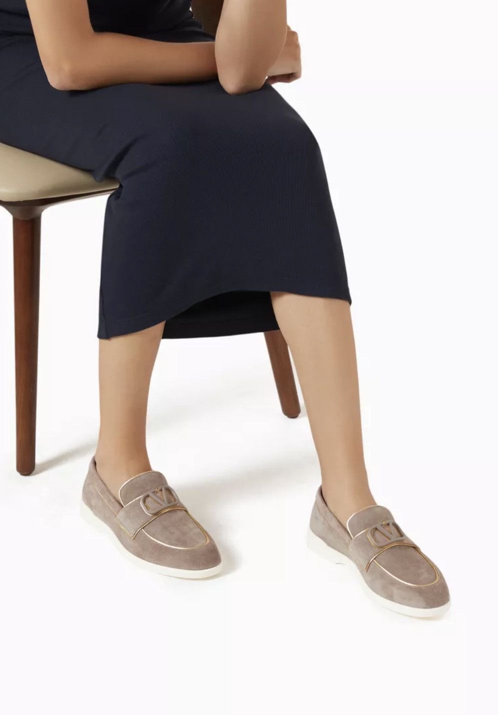 Valentino Valentino Garavani Leisure Suede Leather Loafers size 37 Size US 7 / IT 37 - 3 Thumbnail