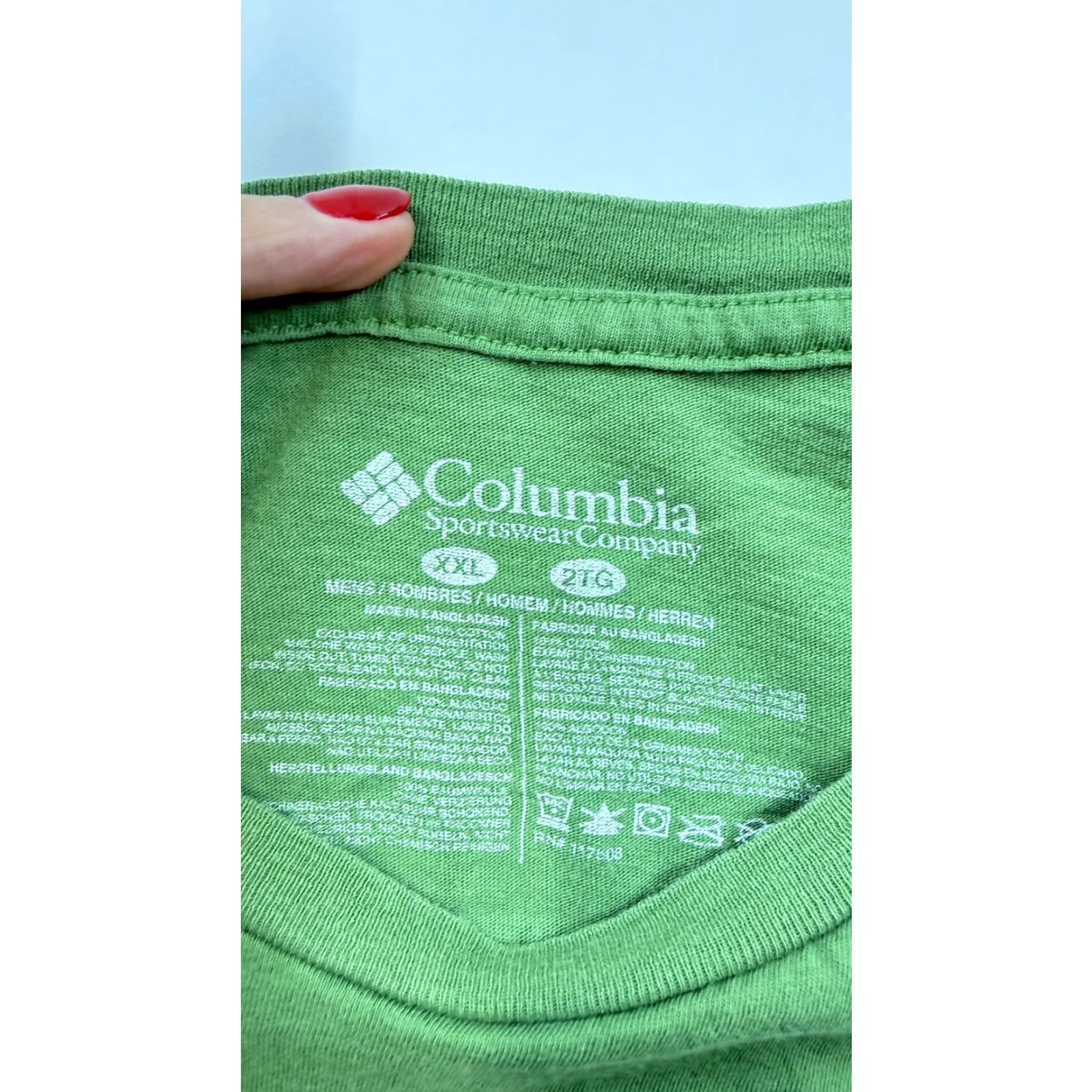 Vintage VINTAGE Columbia Shirt Mens 2XL Green Bear Graphic Tee Tagless Crew Neck Short Sleeve Graphic Print Outdoor Nature Mens Size US XXL / EU 58 / 5 - 2 Thumbnail