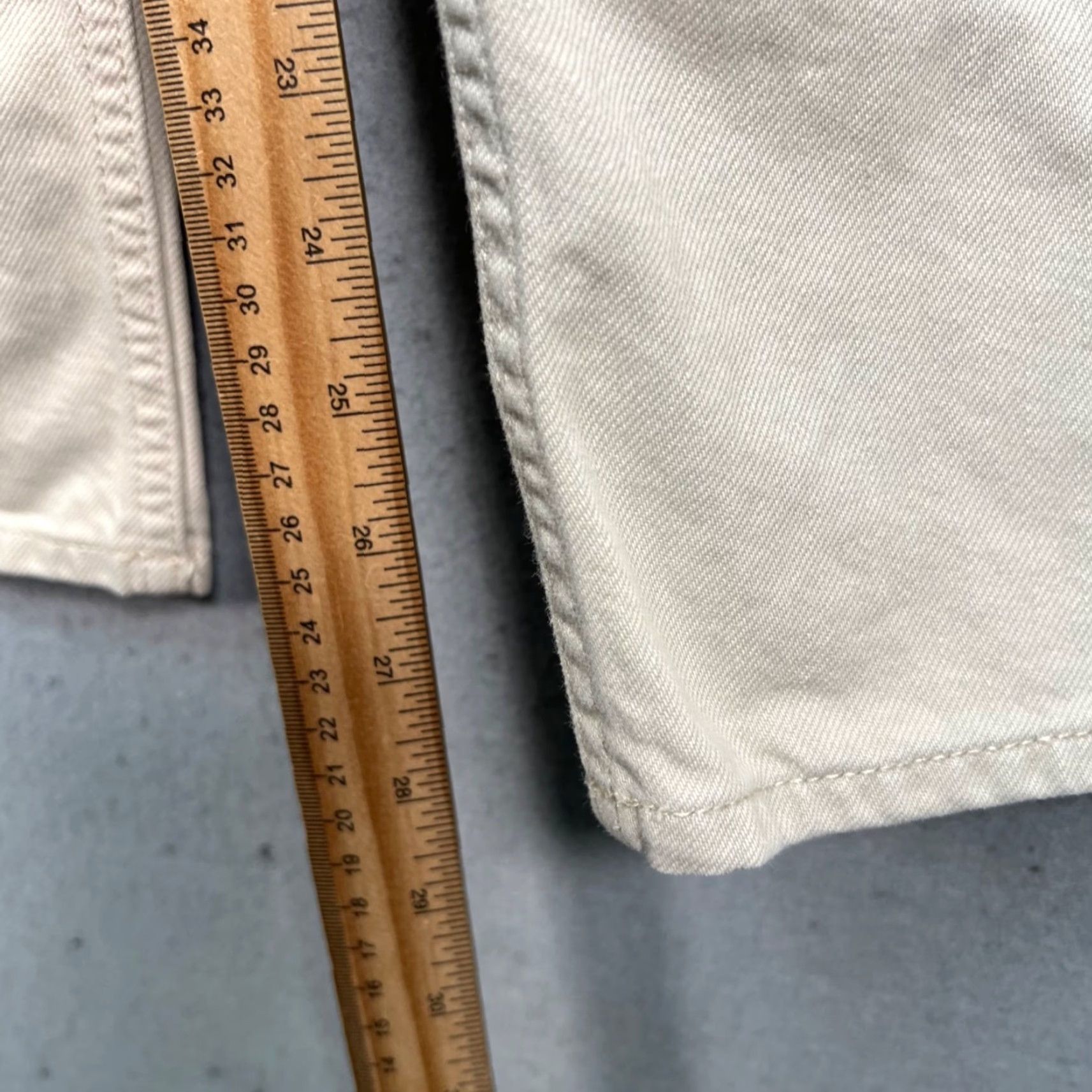 Uniqlo Uniqlo Beige High-Waist Straight-Leg Cotton Pants Womens Size 23 Size 40" / US 18 - 6 Thumbnail