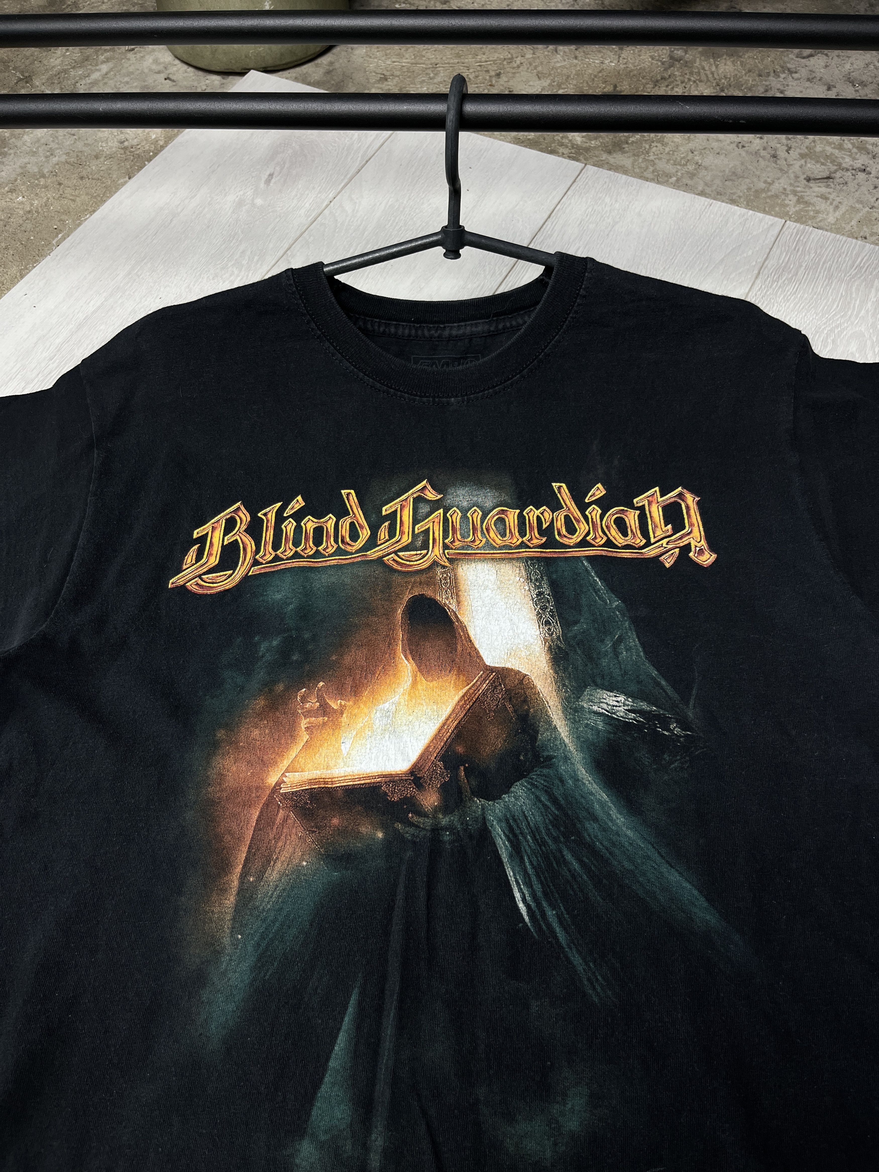 Vintage 2000s BLIND GUARDIAN DOUBLE SIDED GRAPHIC TEE - № 878 Size US L / EU 52-54 / 3 - 2 Thumbnail