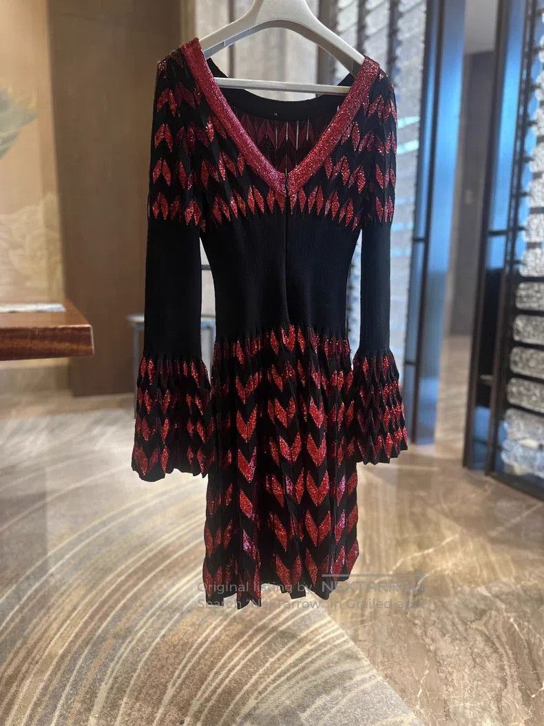 Alaia Alaia Heavy Sequined Dress Size XS / US 0-2 / IT 36-38 - 2 Thumbnail