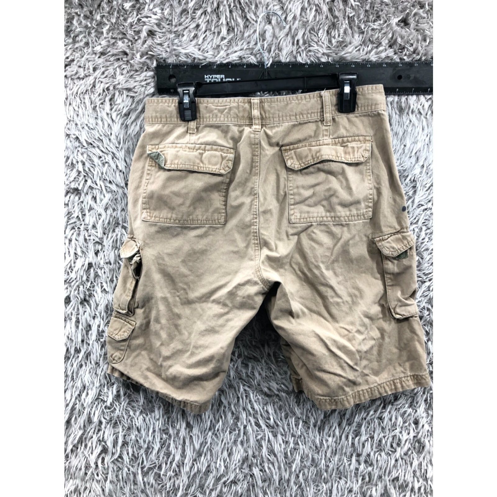 MILLY VINTAGE Old Mill Cargo Shorts Mens Size 32 Mid Rise Medium Wash Beige Flaw? Size US 32 / EU 48 - 6 Thumbnail