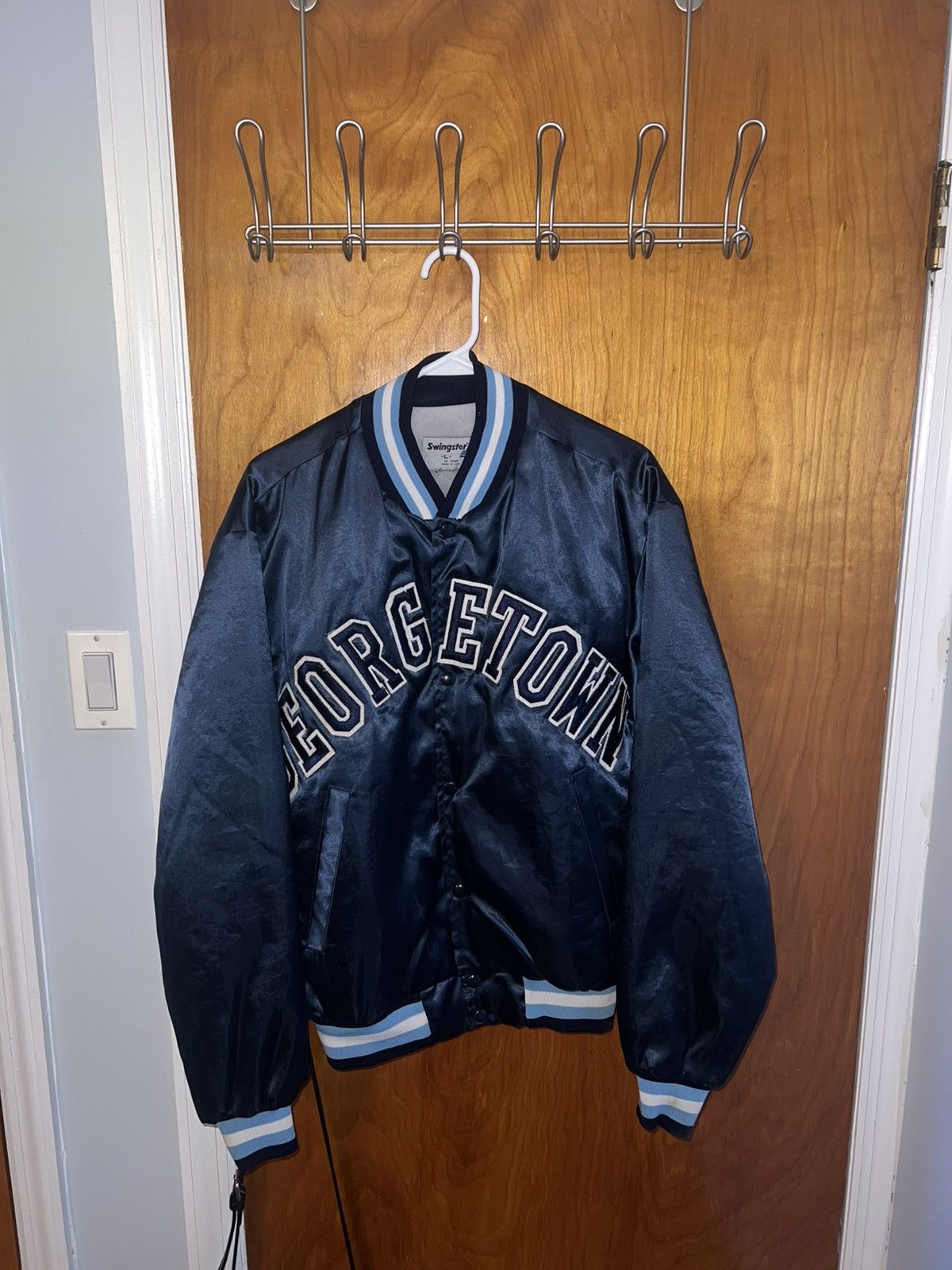 Swingster Vintage 1980s Georgetown Hoyas Bomber, Satin Blue Size US L / EU 52-54 / 3 - 2 Thumbnail
