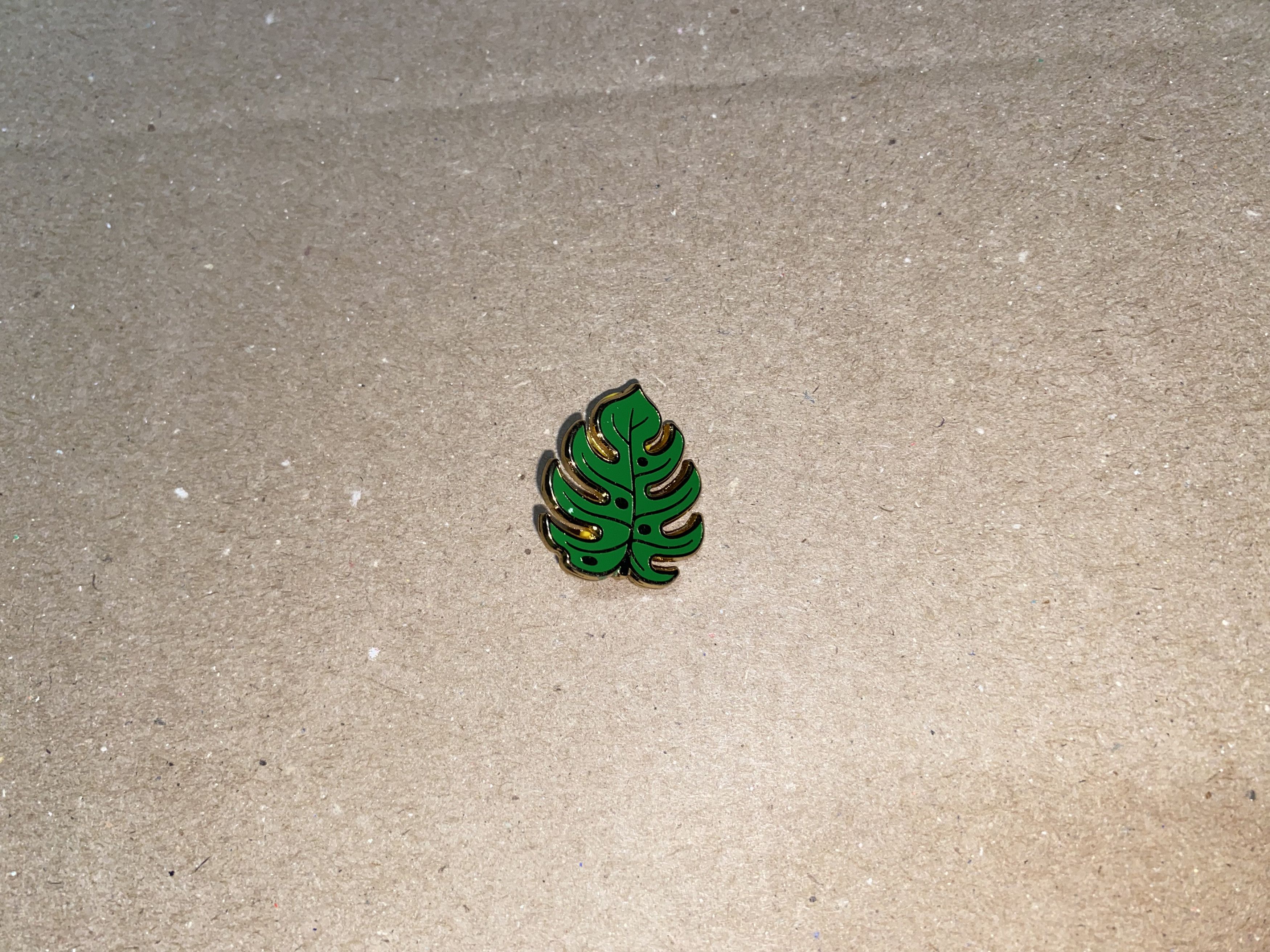 Other Monstera LEAF Plant Lapel Pin hat clothing jacket Cool ! usa Size ONE SIZE - 2 Thumbnail
