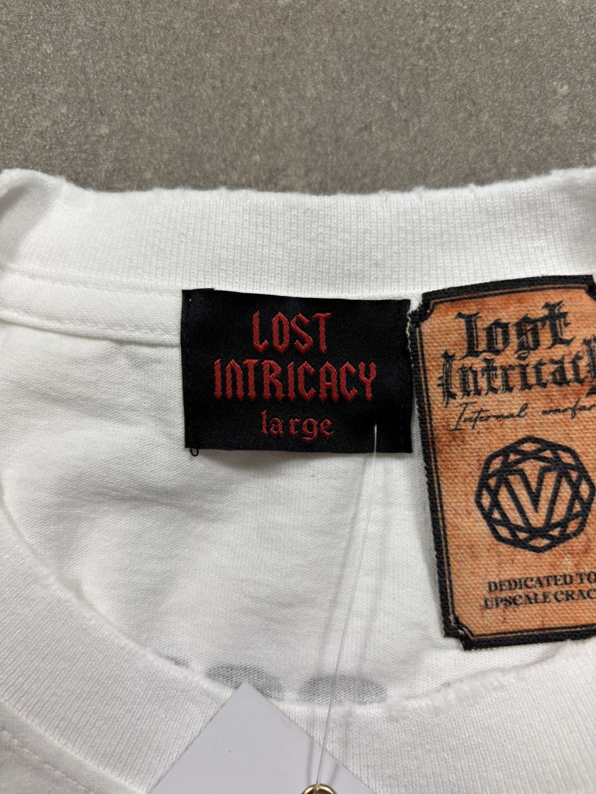 LOST INTRICACY Lost Intricacy Lost Outline Shirt, White Size US L / EU 52-54 / 3 - 7 Thumbnail