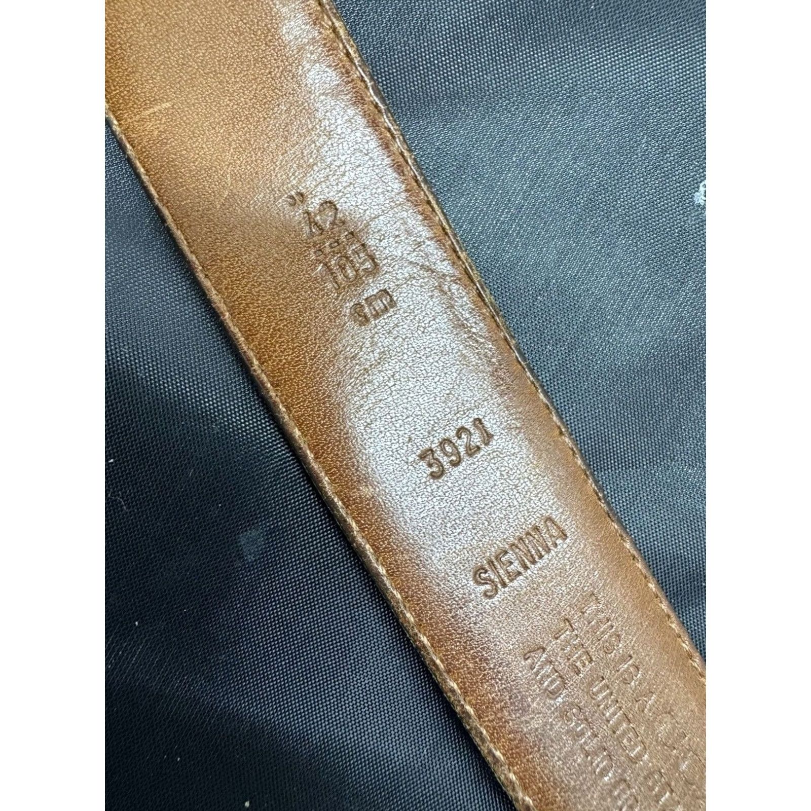 Coach VINTAGE COACH Belt Unisex Brown Polished Cowhide Leather 42” 105 cm Regular Brass Buckle Dress Belt Size 42 - 3 Thumbnail