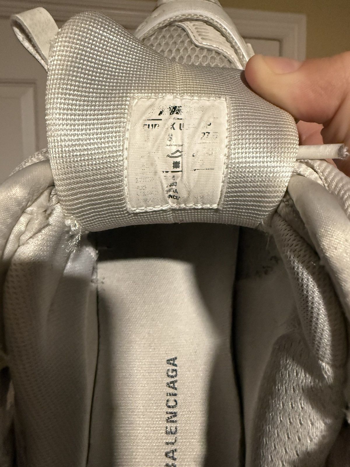 Balenciaga Balenciaga White/White “Runnr” Sneakers Size US 9 / EU 42 - 7 Thumbnail