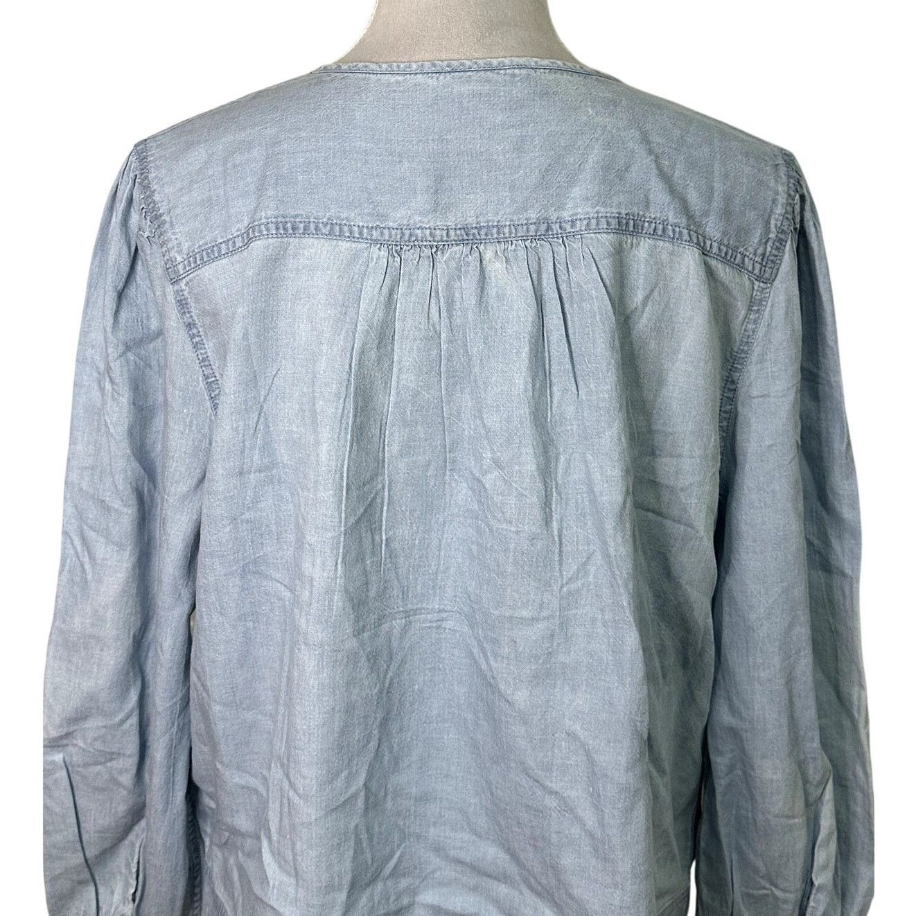 Treasure & Bond Treasure & Bond Long Sleeves Blouse V-Neck Chambray Blue W M Size M / US 6-8 / IT 42-44 - 6 Thumbnail