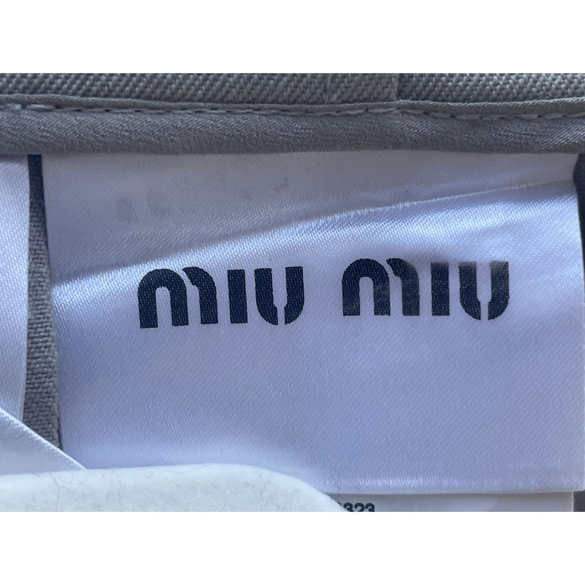 Miu Miu Miu Miu Gray Pleated Wool Skirt With Button Detail Made In I Size 36" / US 14 / IT 50 - 5 Thumbnail