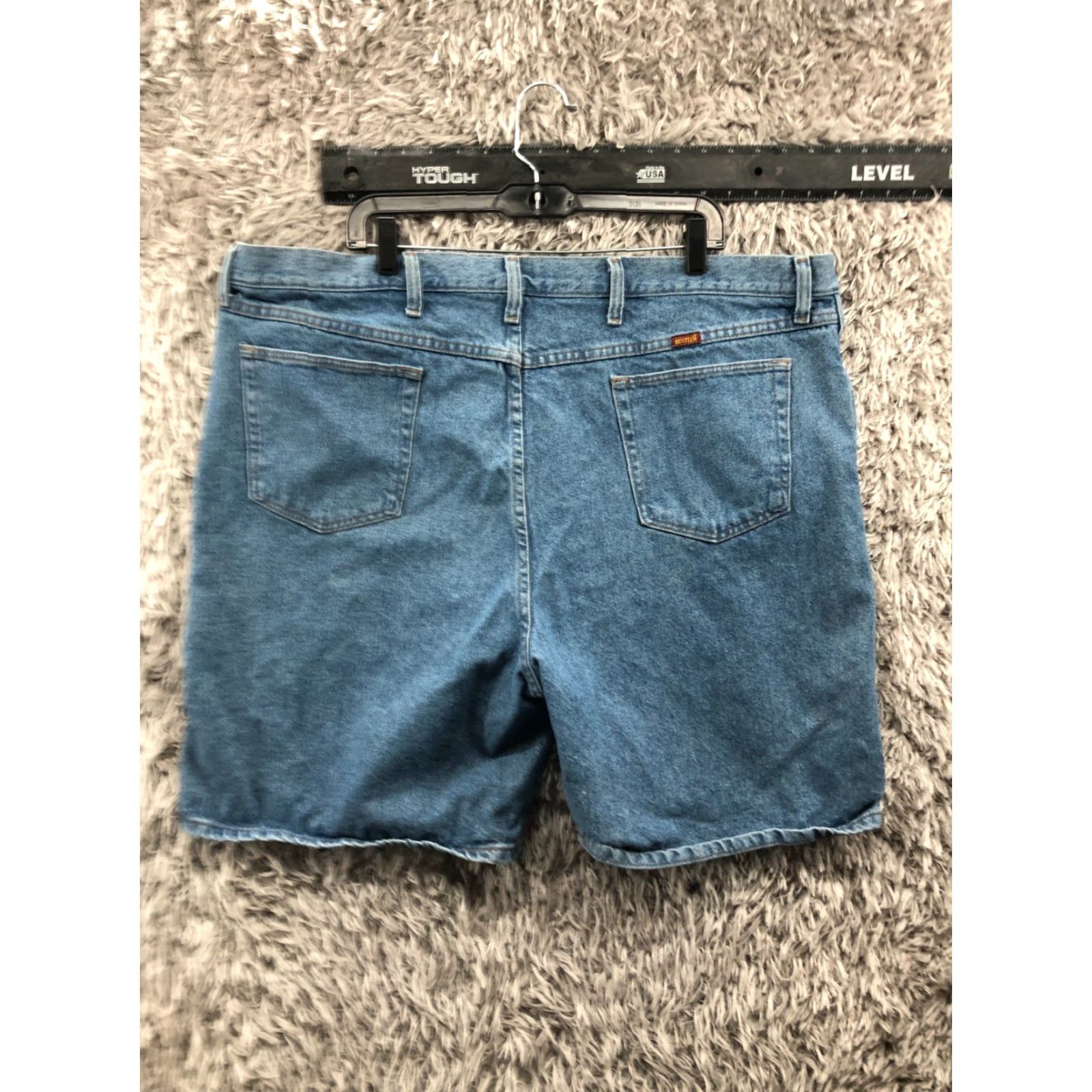 Denime Rustler Bermuda Shorts Mens Size 46 Denim Shorts 5-Pocket Regular Fit Dark Blue 10 in Inseam Mid Rise Belt Loops Casual Jeans Short Size US 30 / EU 46 - 4 Thumbnail
