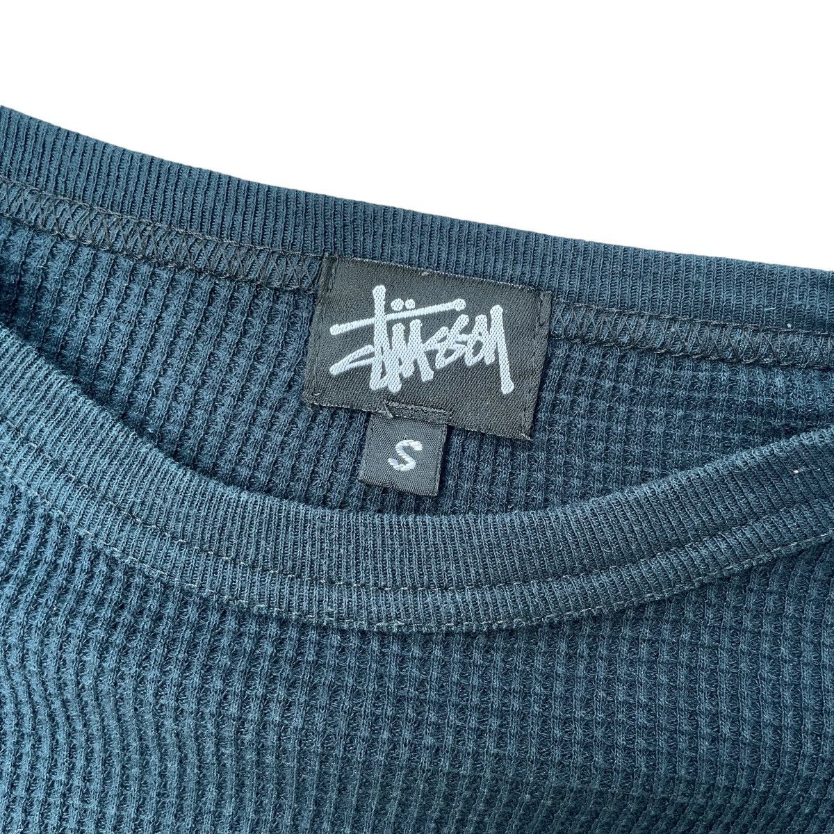 Stussy × Vintage Vintage Stussy Multiple Logo Rings Waffle Knit Pullover Size US S / EU 44-46 / 1 - 3 Thumbnail