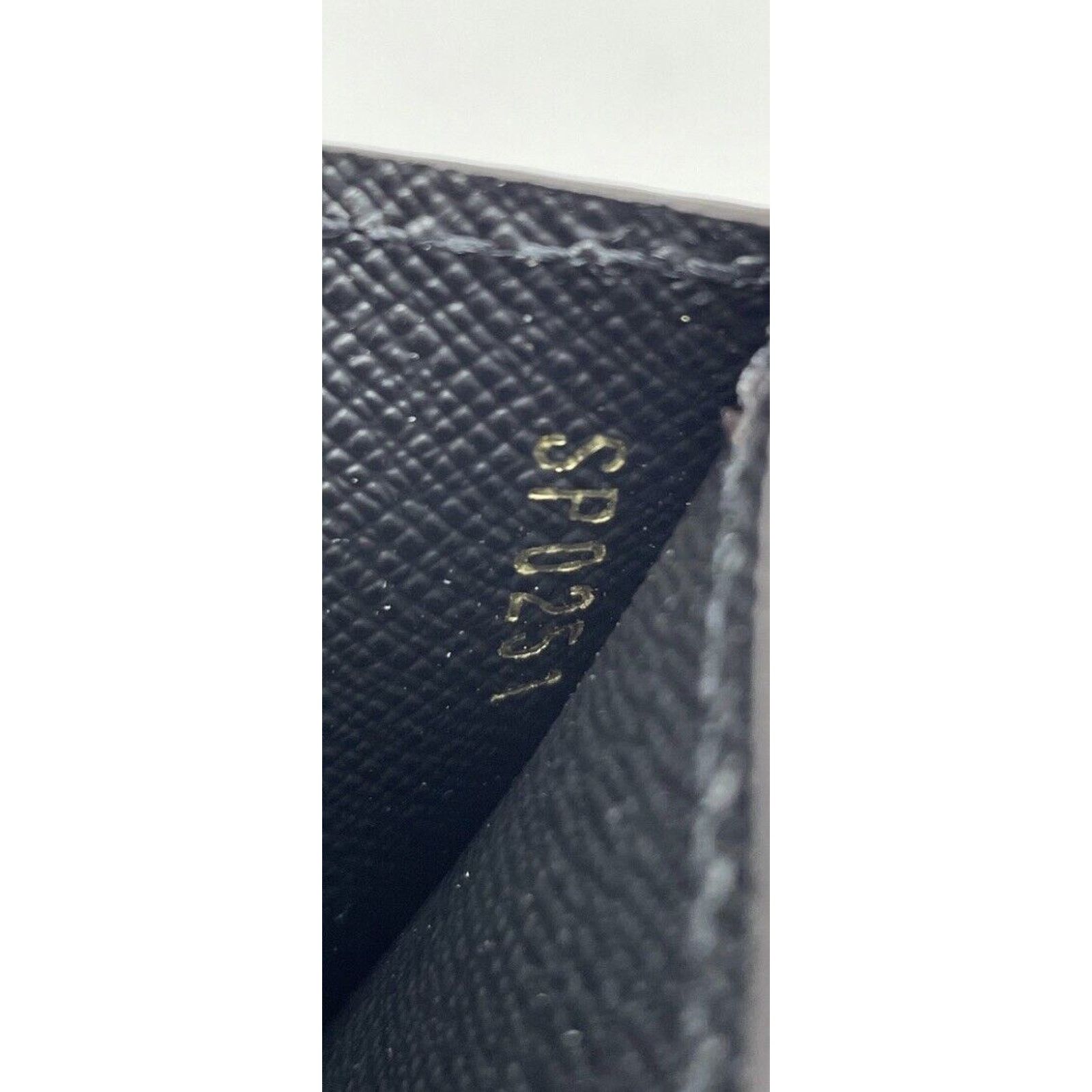 Louis Vuitton Brand New Louis Vuitton Monogram Reverse Canvas Card Holder Size ONE SIZE - 8 Thumbnail