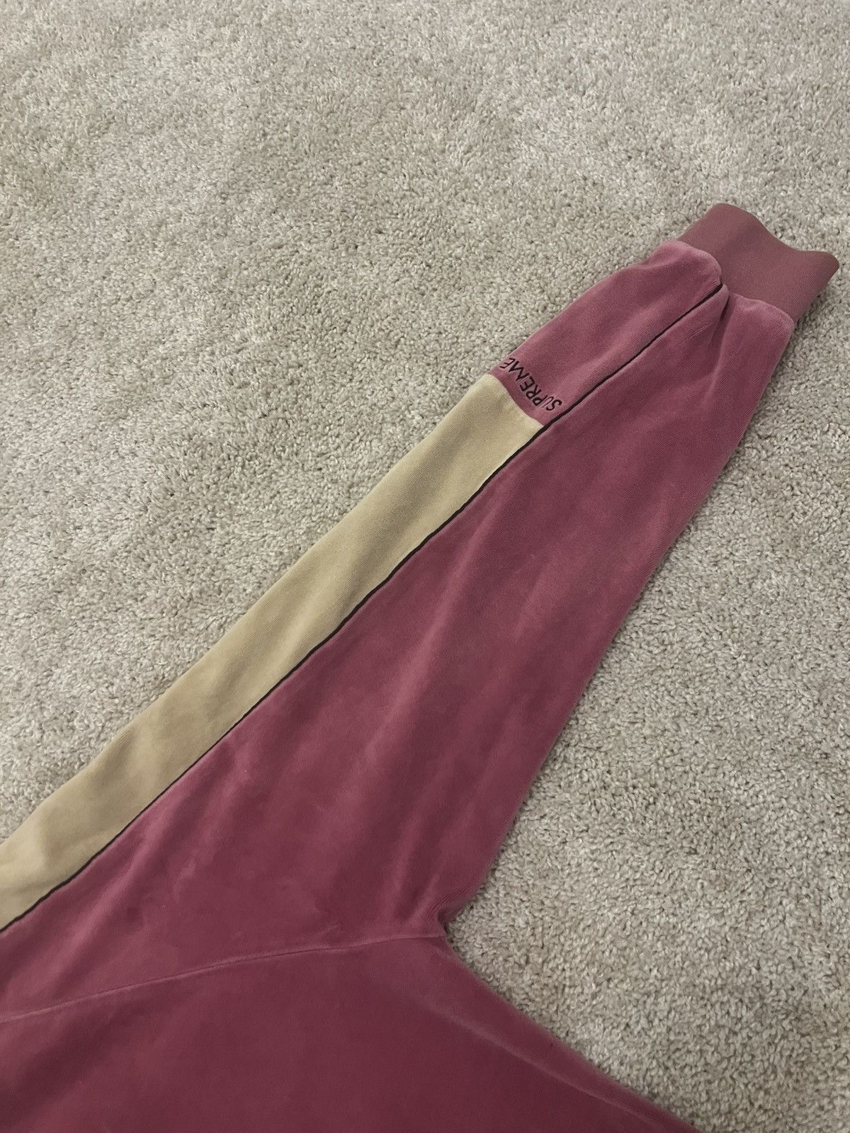 Supreme Supreme 2018 velour track jacket Size US L / EU 52-54 / 3 - 5 Thumbnail