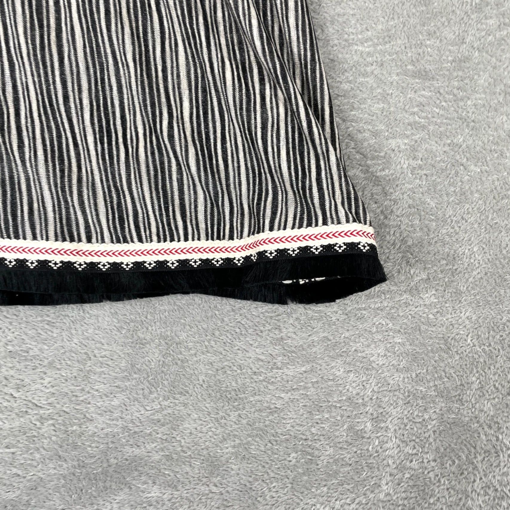 Vintage W5 Tank Top Womens Large Black White Striped Fringe Hem Boho Sleeveless Knit Size L / US 10 / IT 46 - 5 Thumbnail