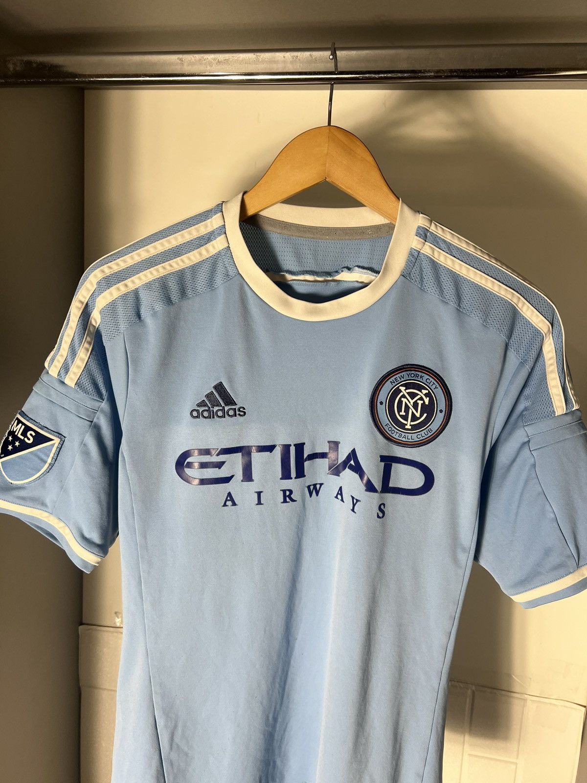 Adidas VINTAGE ADIDAS FC NEW YORK CITY MLS SOCCER JERSEY Y2K 90s Size US M / EU 48-50 / 2 - 5 Thumbnail