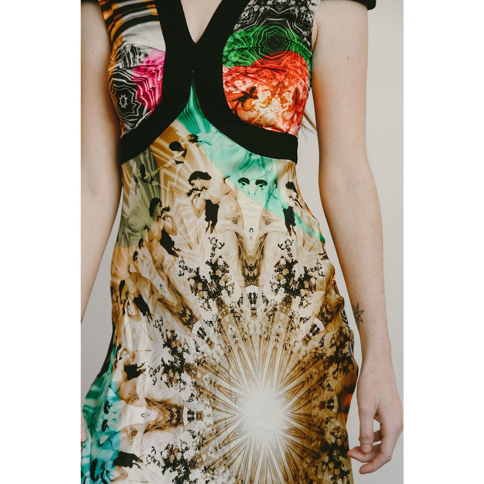 Jean Paul Gaultier RARE Jean Paul Gaultier Mixed Print Silk Dress Size XS / US 0-2 / IT 36-38 - 8 Thumbnail