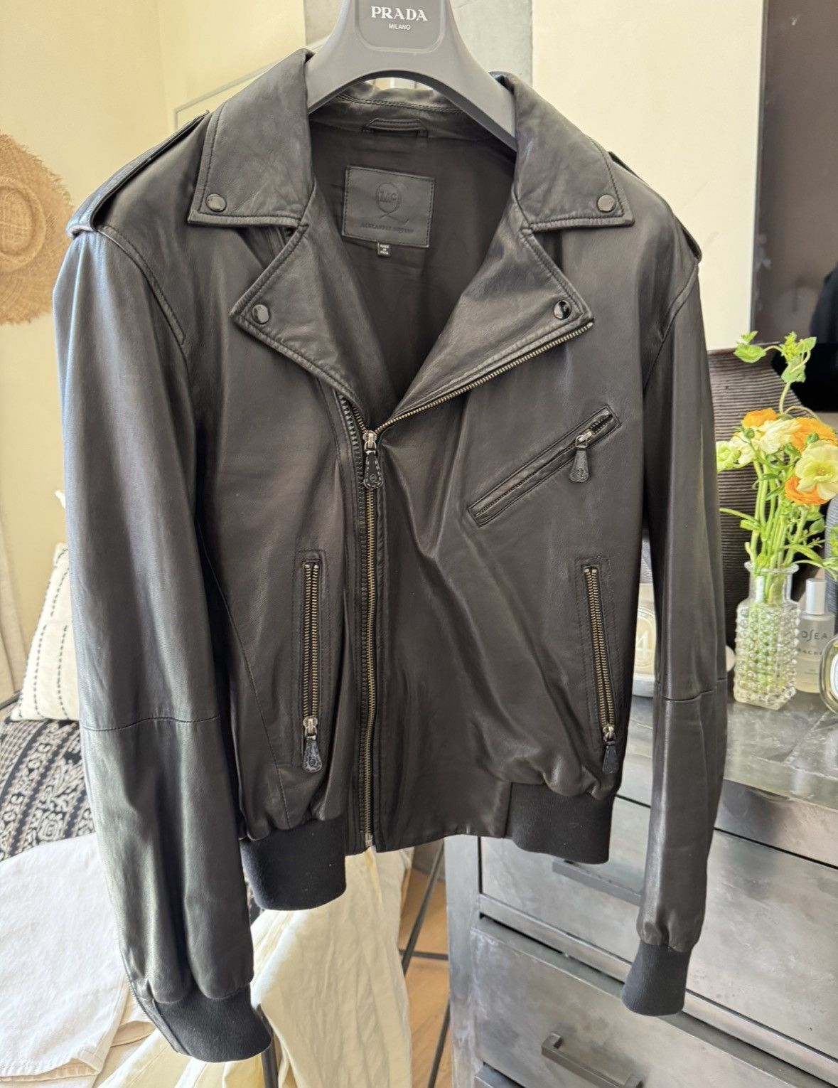 Alexander McQueen Alexander McQueen Cropped Leather Biker Jacket Size US M / EU 48-50 / 2 - 1 Thumbnail