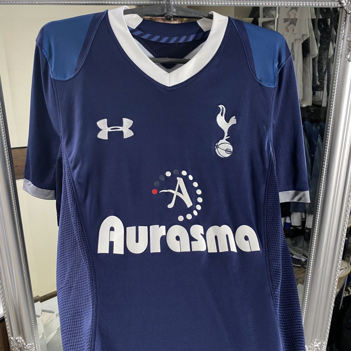 Under Armour Vintage Tottenham Hotspur Jersey Home Football Shirt Size US M / EU 48-50 / 2 - 3 Thumbnail