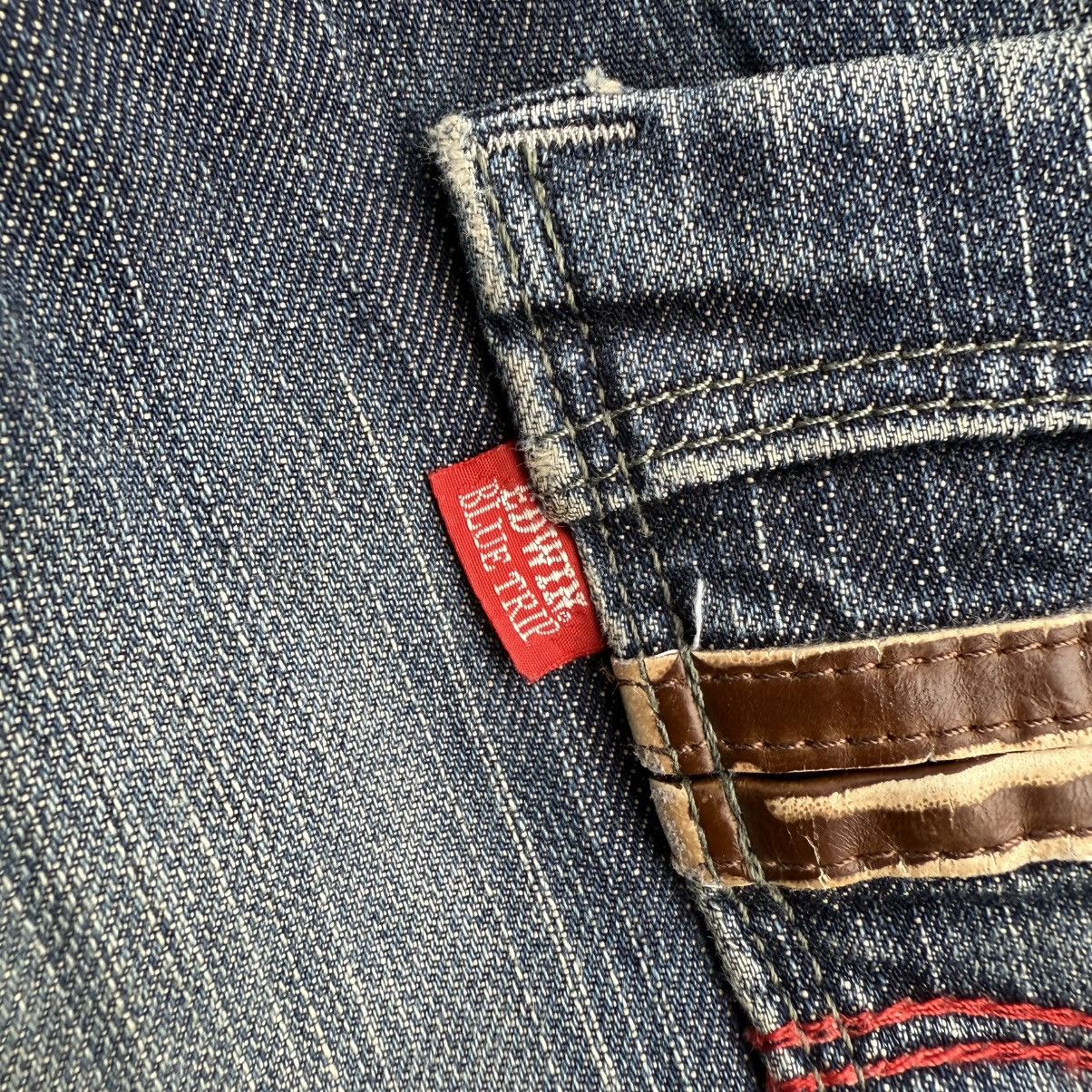 Edwin VINTAGE EDWIN BLUE TRIP FADED RIPPEP JEAN DENIM PANTS Size US 32 / EU 48 - 14 Thumbnail