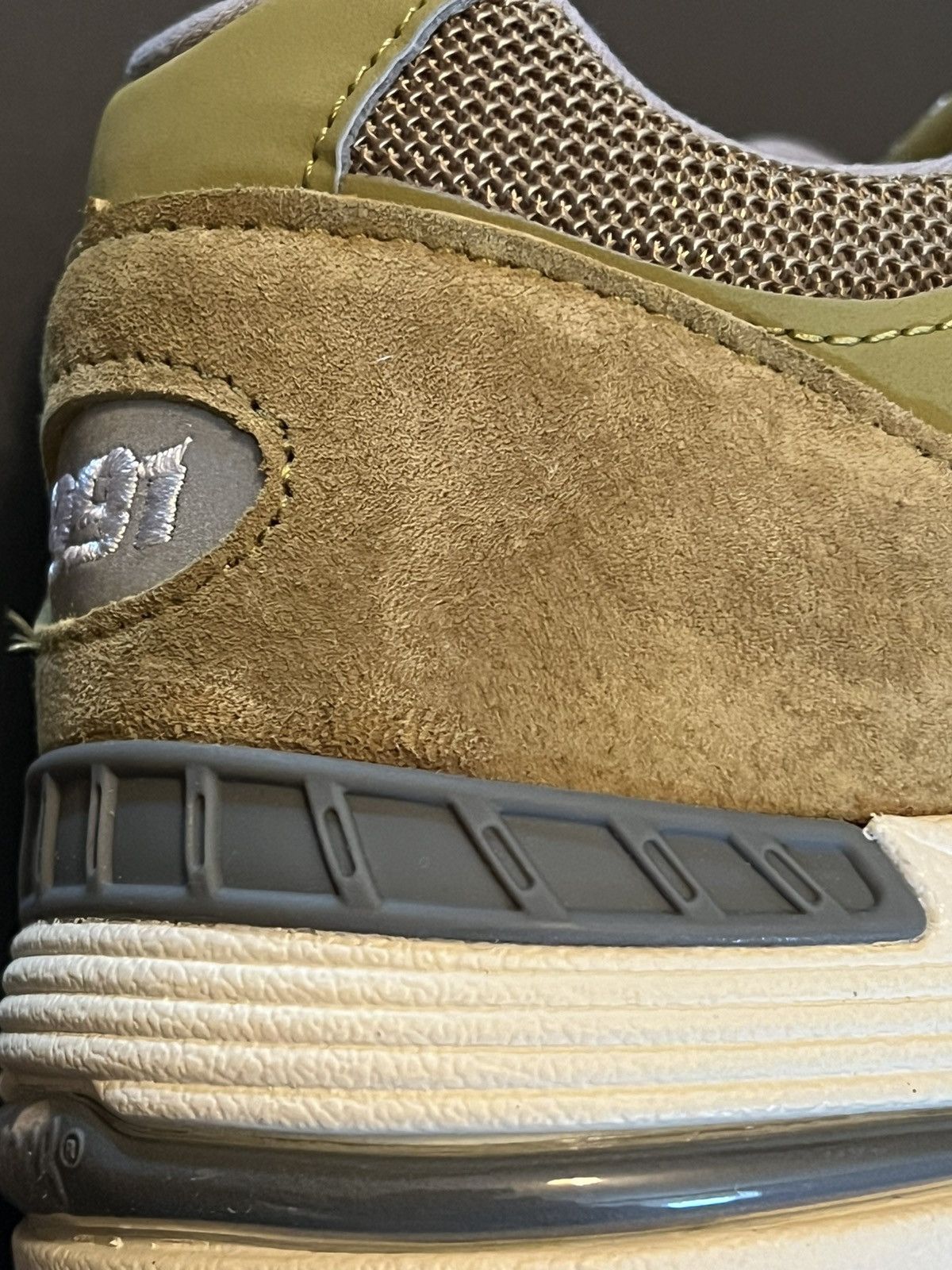New Balance New Balance 991 Made In England Green Moss 7.5US W Size US 7.5 / IT 37.5 - 10 Thumbnail