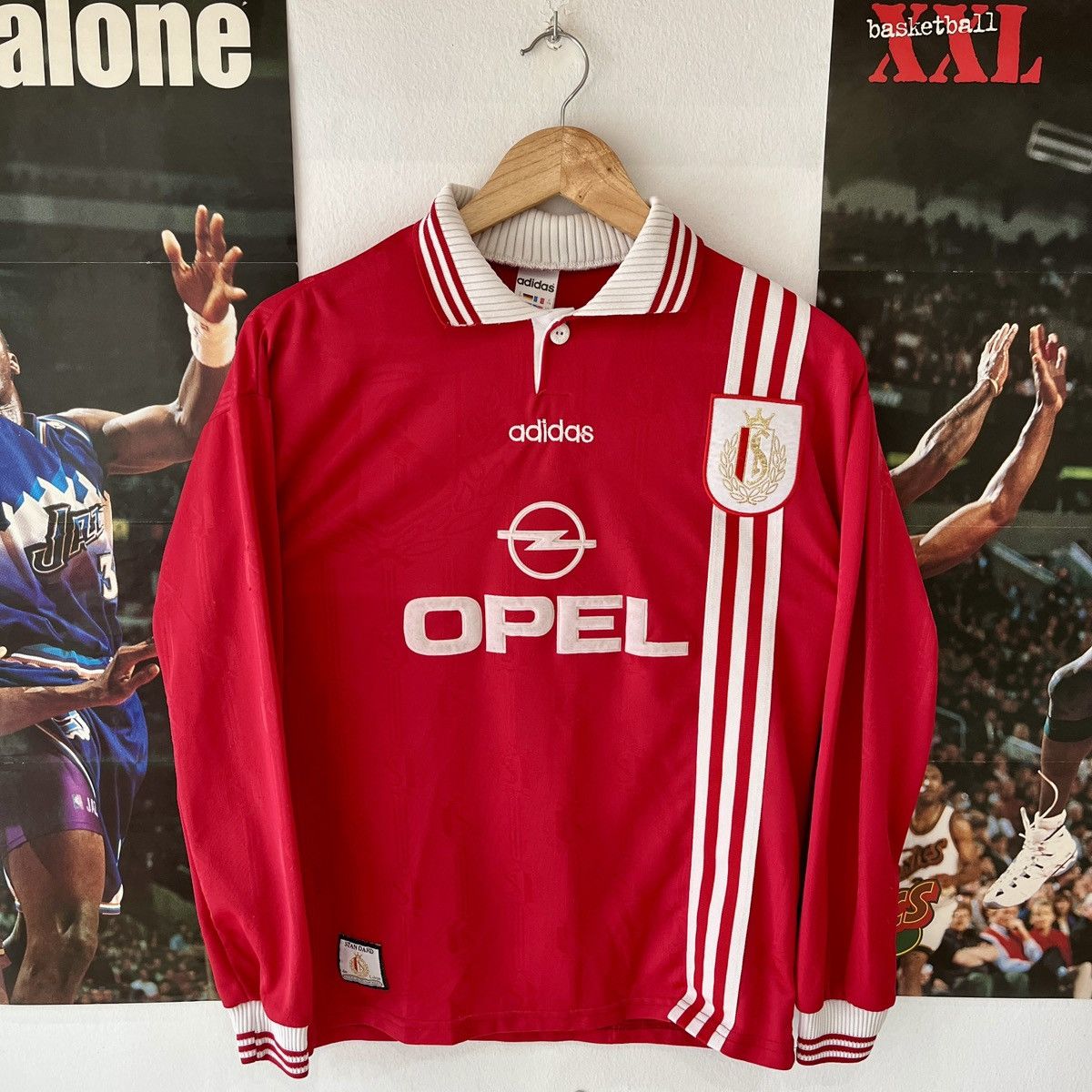 Adidas × Vintage Vintage Standar Liege 1997-98 Home Adidas Football Jersey Size US XS / EU 42 / 0 - 1 Thumbnail