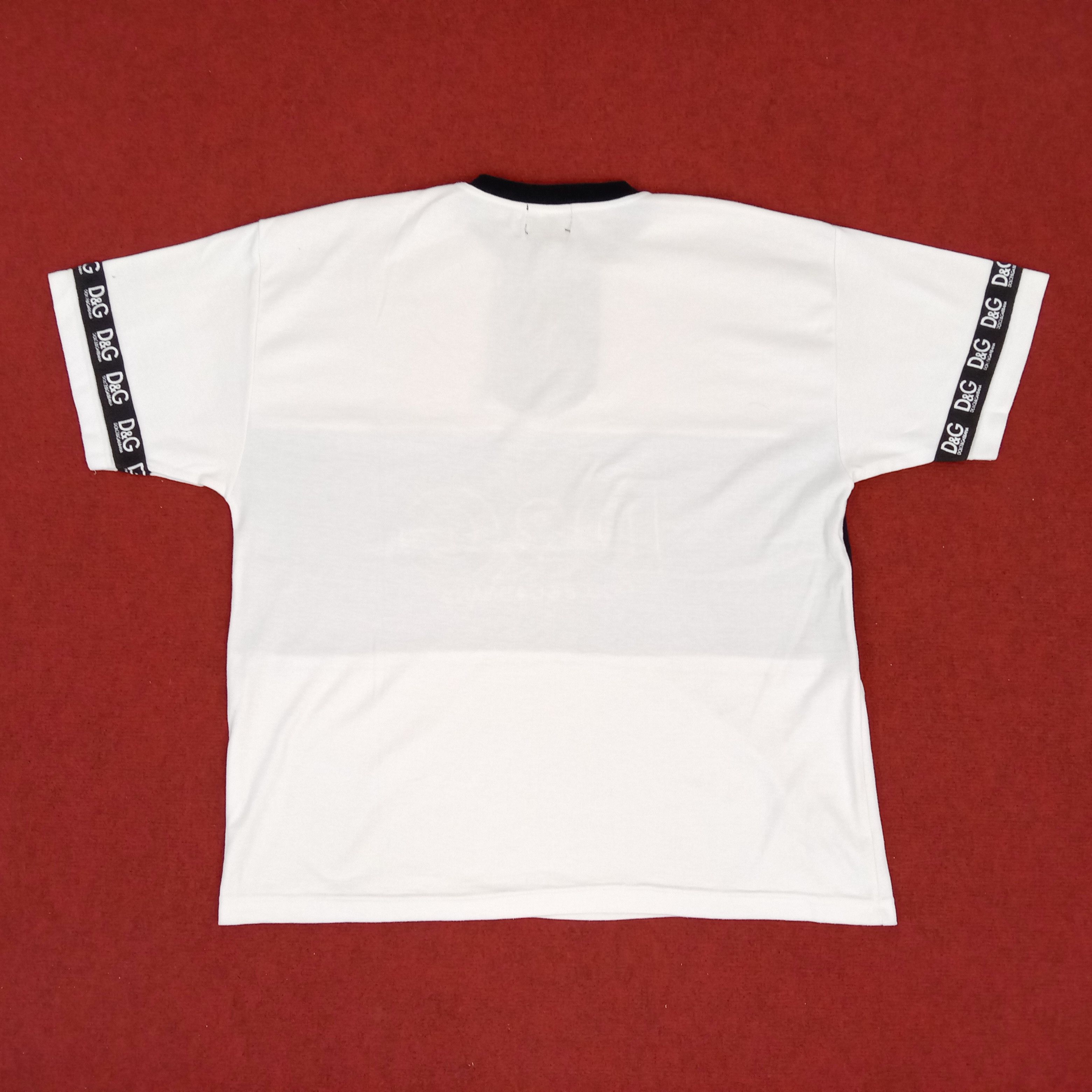 Dolce & Gabbana Center Big Logo Design Tshirt