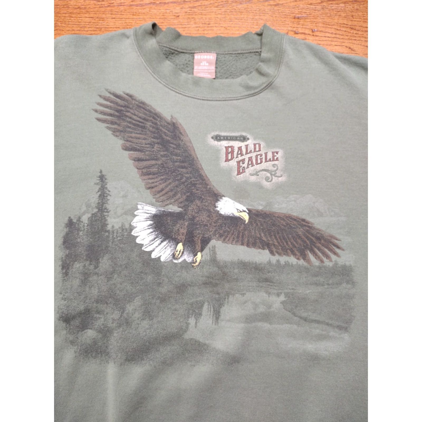 George VINTAGE George Sweatshirt Mens Crewneck Pullover Short Sleeve Green USA 90s Bald Eagle Nature Size US L / EU 52-54 / 3 - 4 Thumbnail