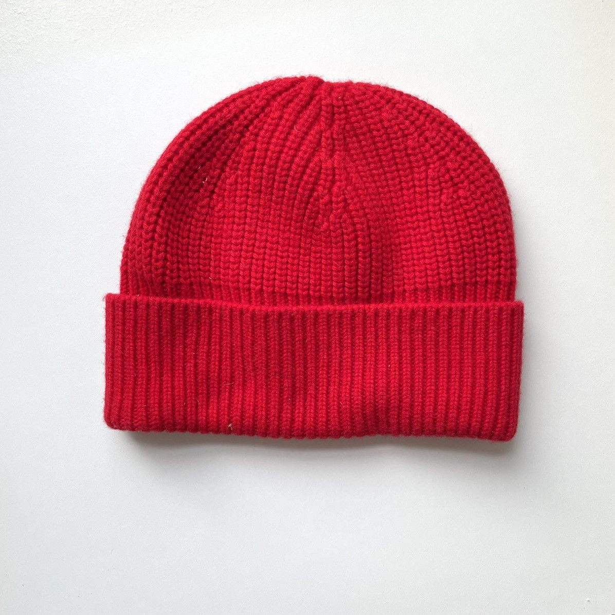 Ralph Lauren Purple Label PURPLE LABEL Ralph Lauren 100% Cashmere Red Knit Beanie Size ONE SIZE - 1 Thumbnail