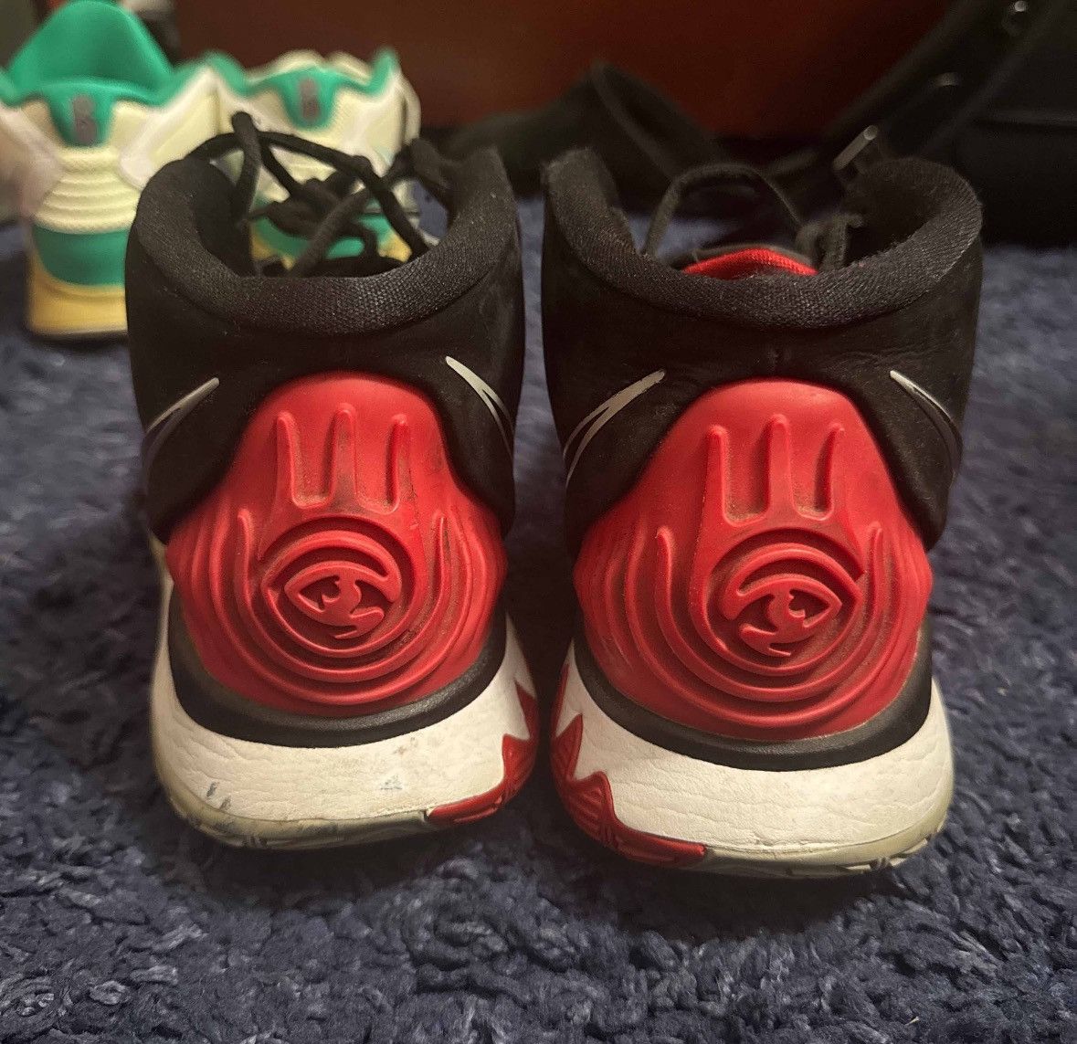 Nike Kyrie 6 “Bred” Size US 10 / EU 43 - 4 Thumbnail