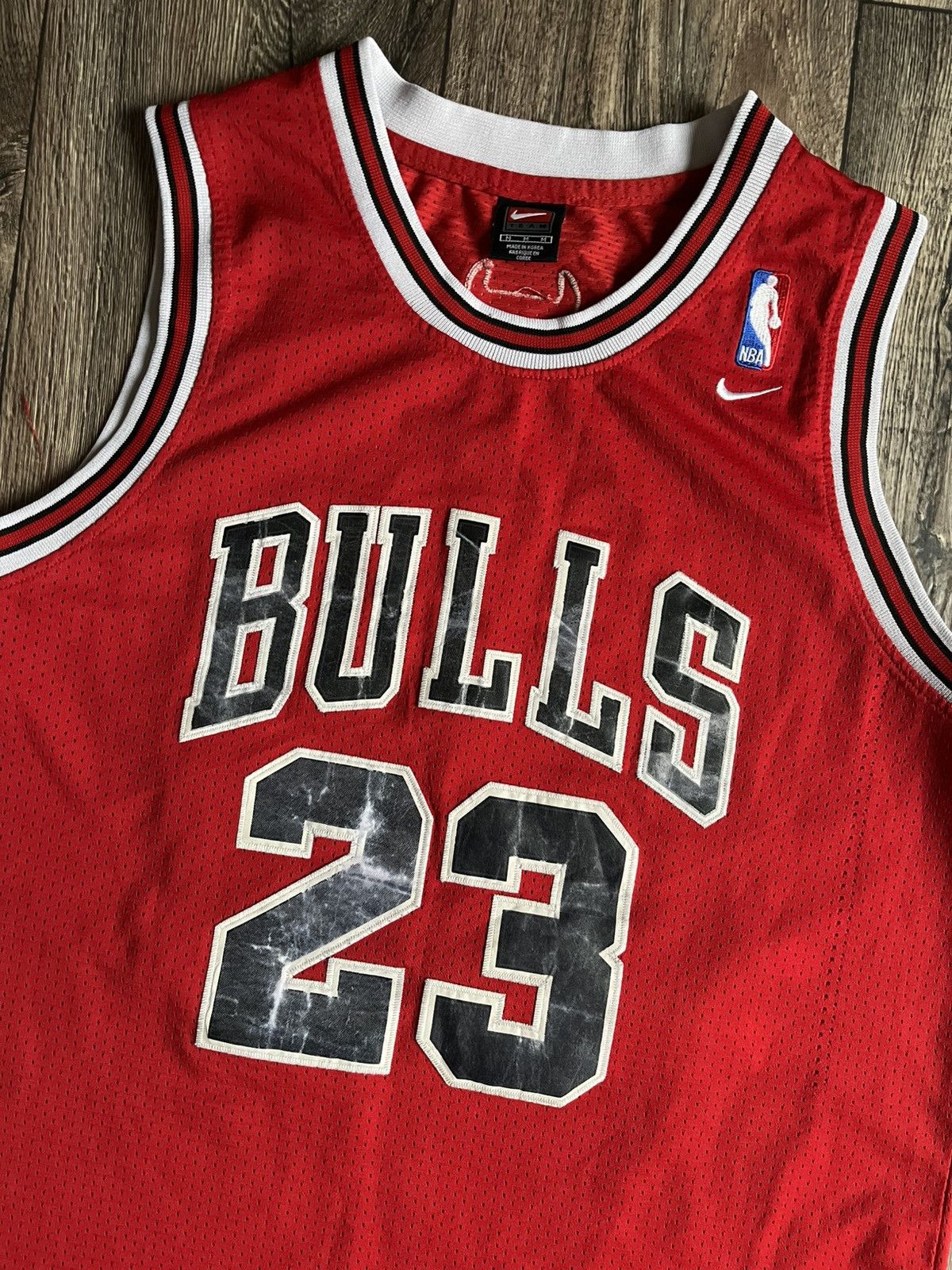 NBA × Nike Vintage Nike Chicago Bulls #23 Michael Jordan Basketball NBA Size US M / EU 48-50 / 2 - 2 Thumbnail