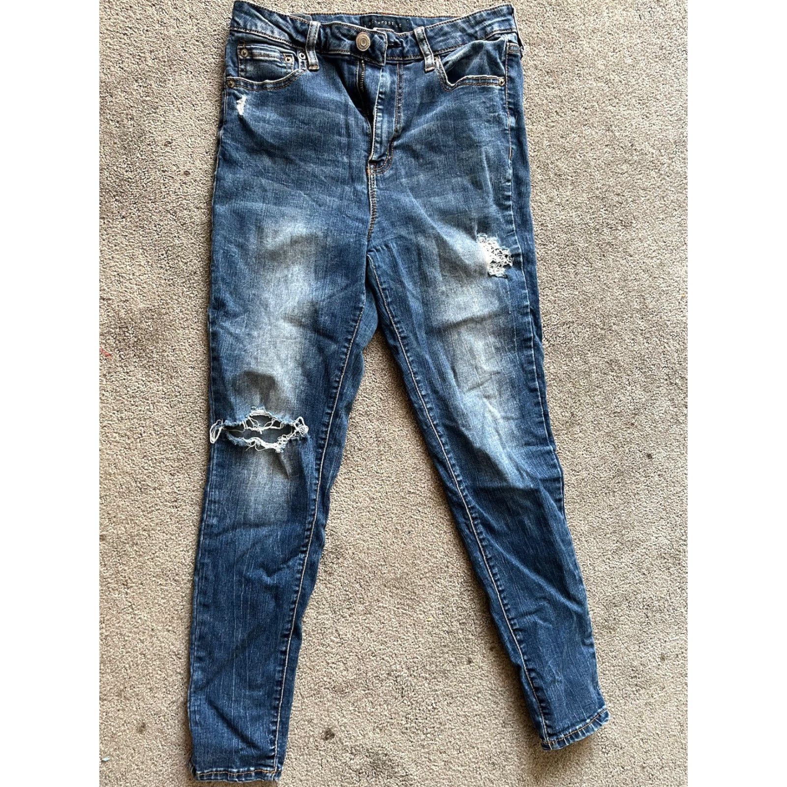 Vintage Aéropostale The Norma Jean Jeans Adult 8 Blue Denim Distressed Skinny Medium Wash 5-Pocket Zip Womens Size 30" / US 8 / IT 44 - 3 Thumbnail