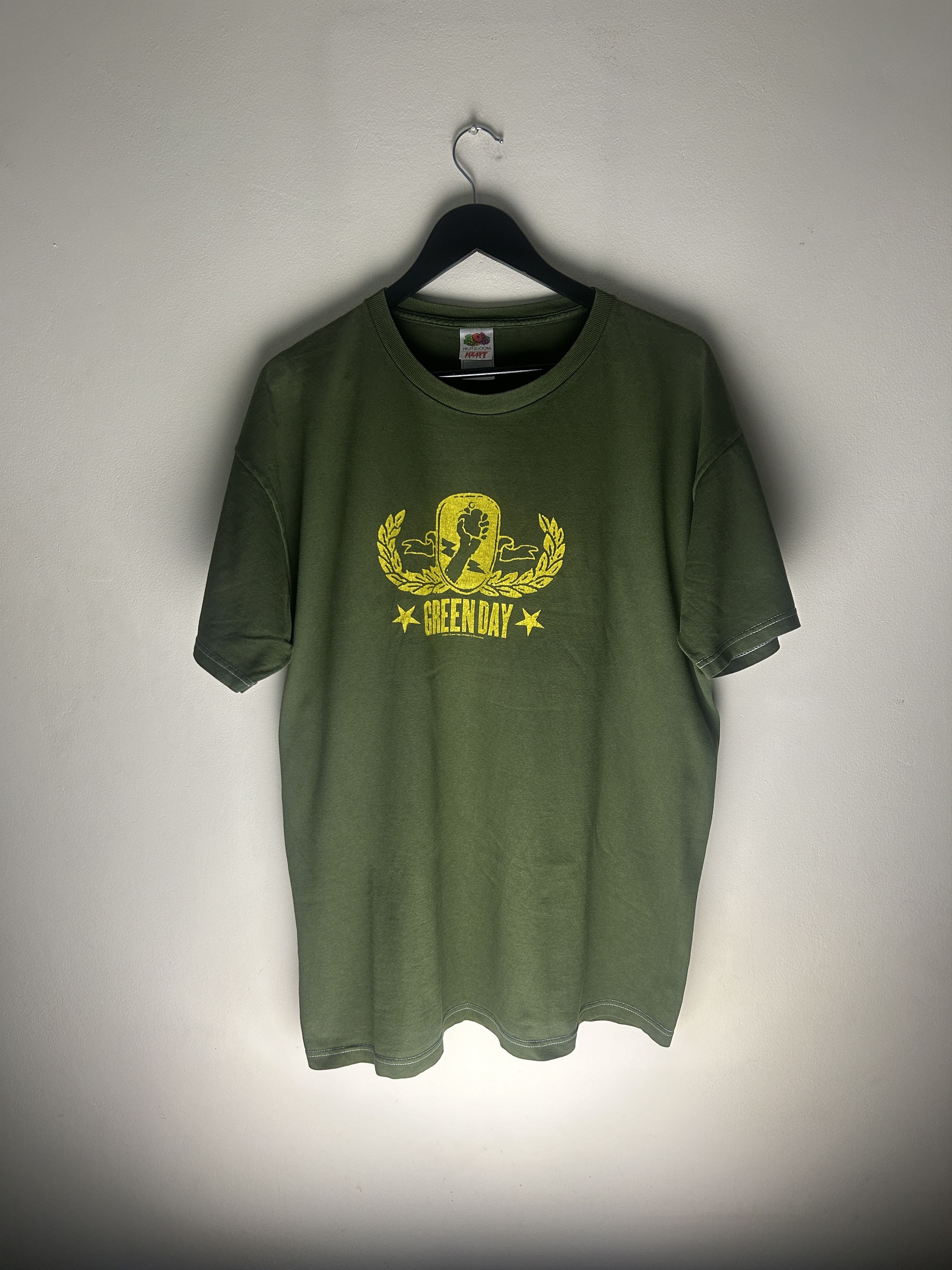 Band Tees Vintage Green Day American Idiot 2004 T-shirt Size US XL / EU 56 / 4 - 1 Thumbnail