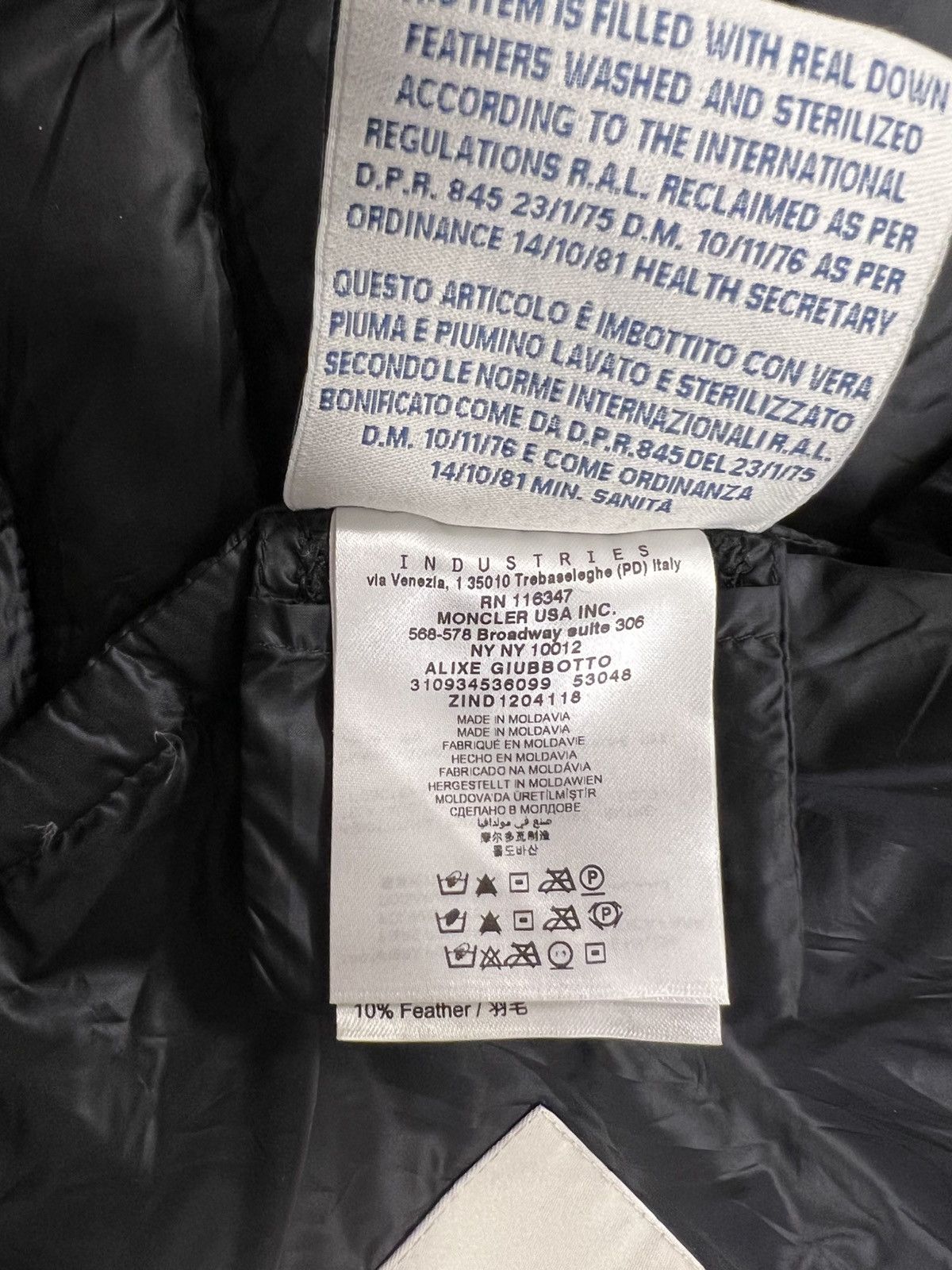 Moncler Moncler alix giubbotto down jacket 4 Size S / US 4 / IT 40 - 7 Thumbnail