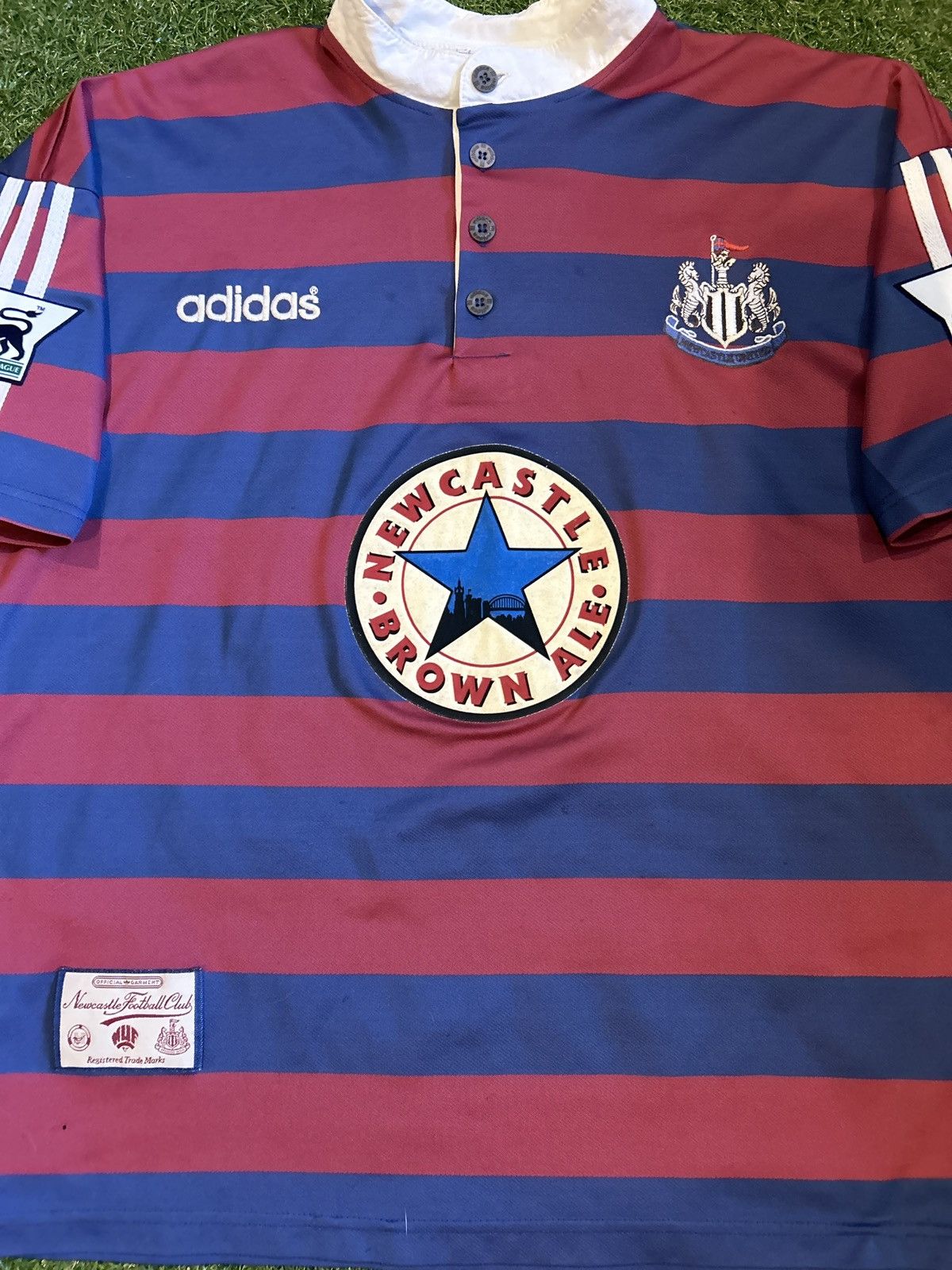 Adidas × Vintage 95/96 Newcastle United Ginola Away Shirt Size US L / EU 52-54 / 3 - 2 Thumbnail