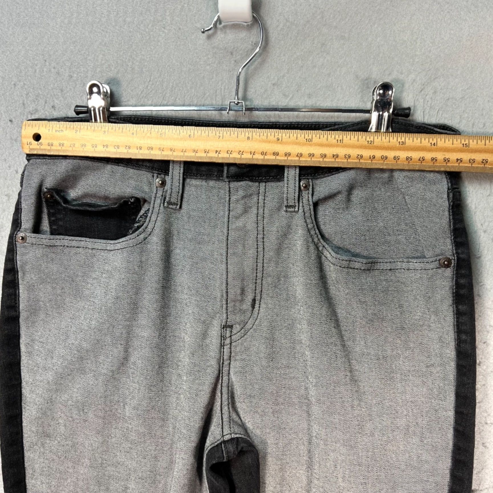 Levi's Levi's 721 Jeans Womens Size 30 High Rise Skinny Denim Gray/Black Cotton Blend 5-Pocket Stretch Modern Size 30" / US 8 / IT 44 - 6 Thumbnail